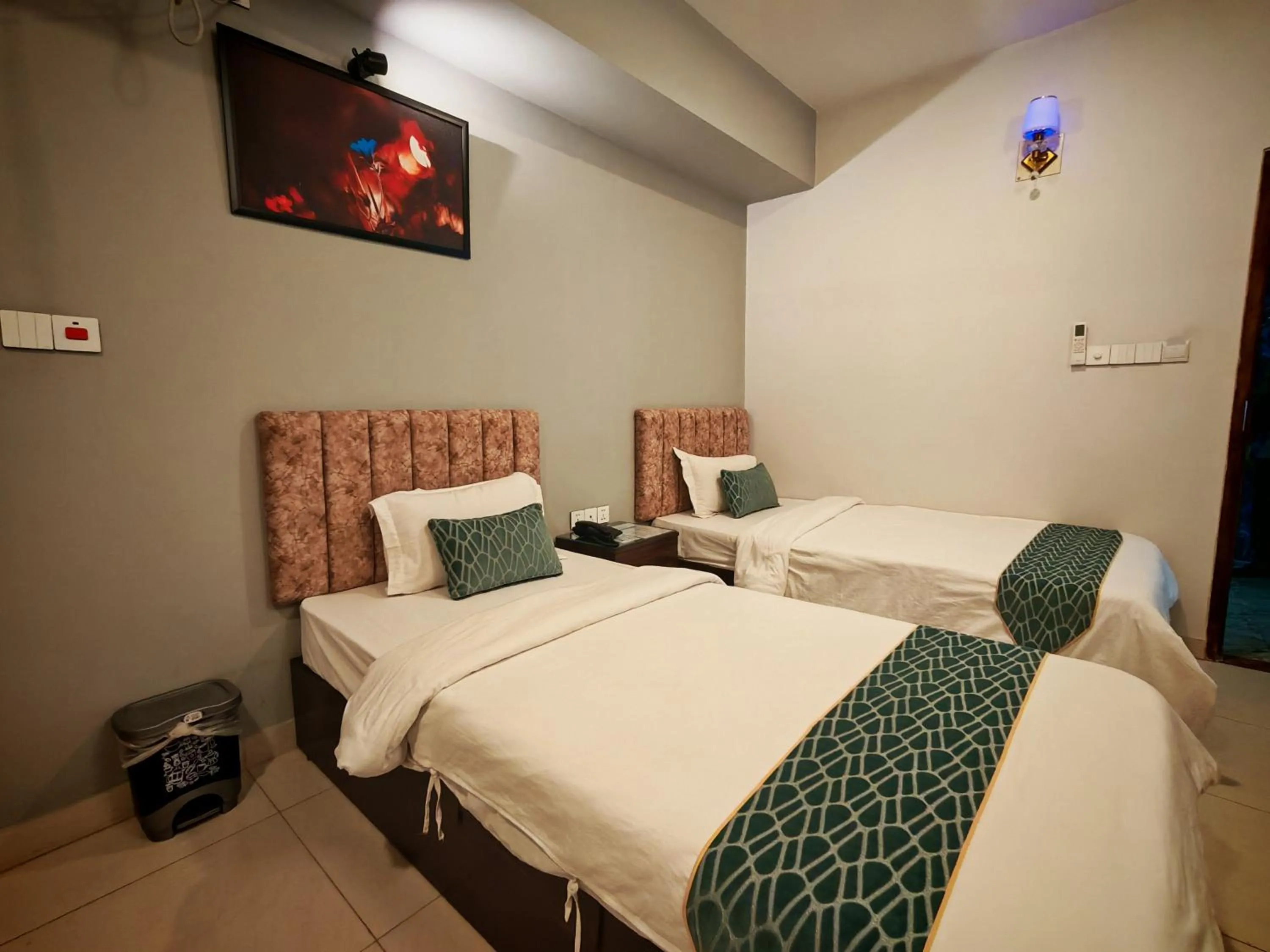 Bedroom, Bed in Sylhet Paradise Inn
