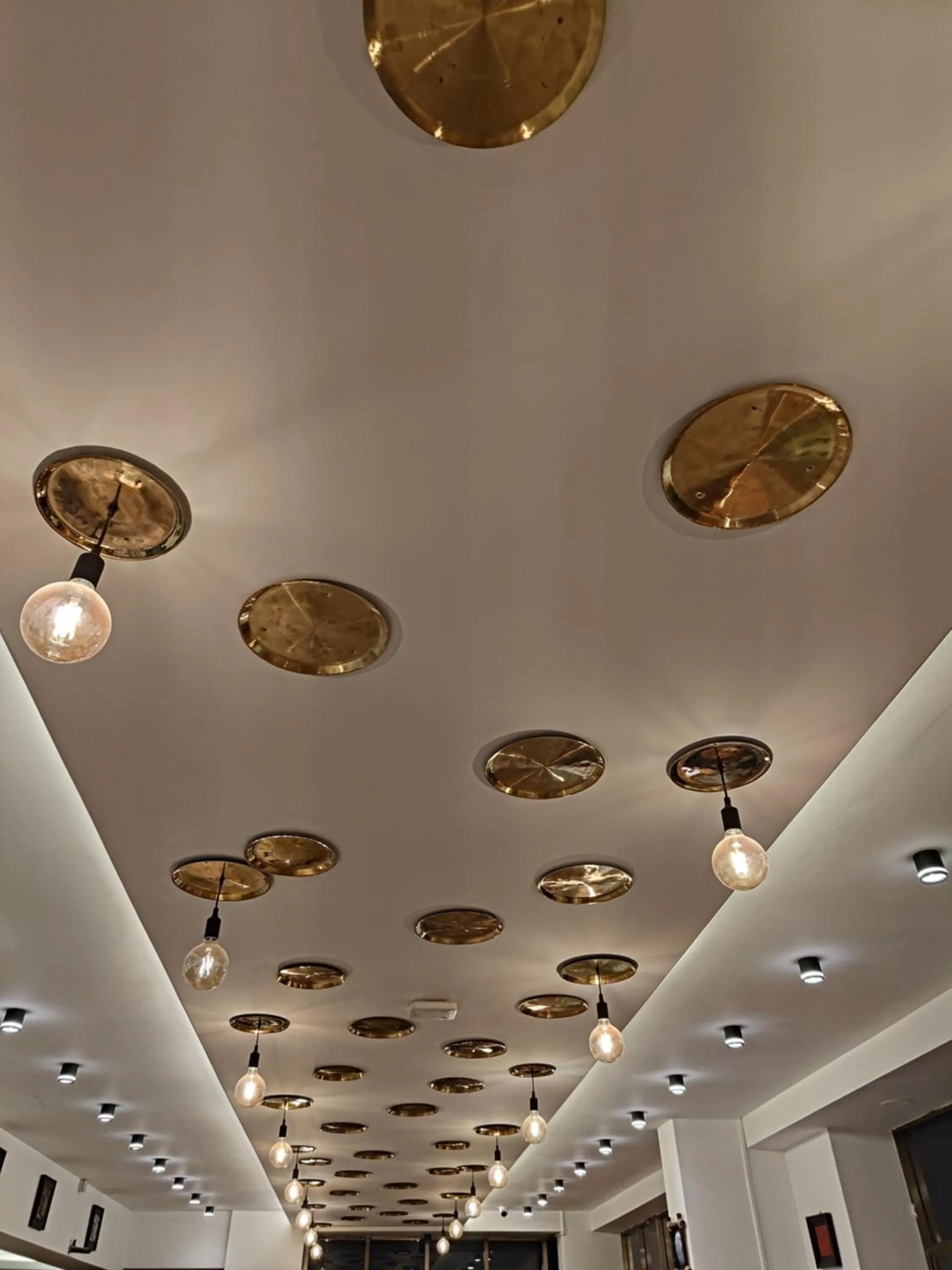 Restaurant/places to eat in Sylhet Paradise Inn