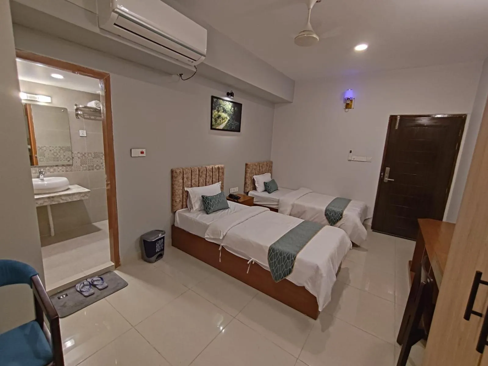 Bedroom, Bed in Sylhet Paradise Inn