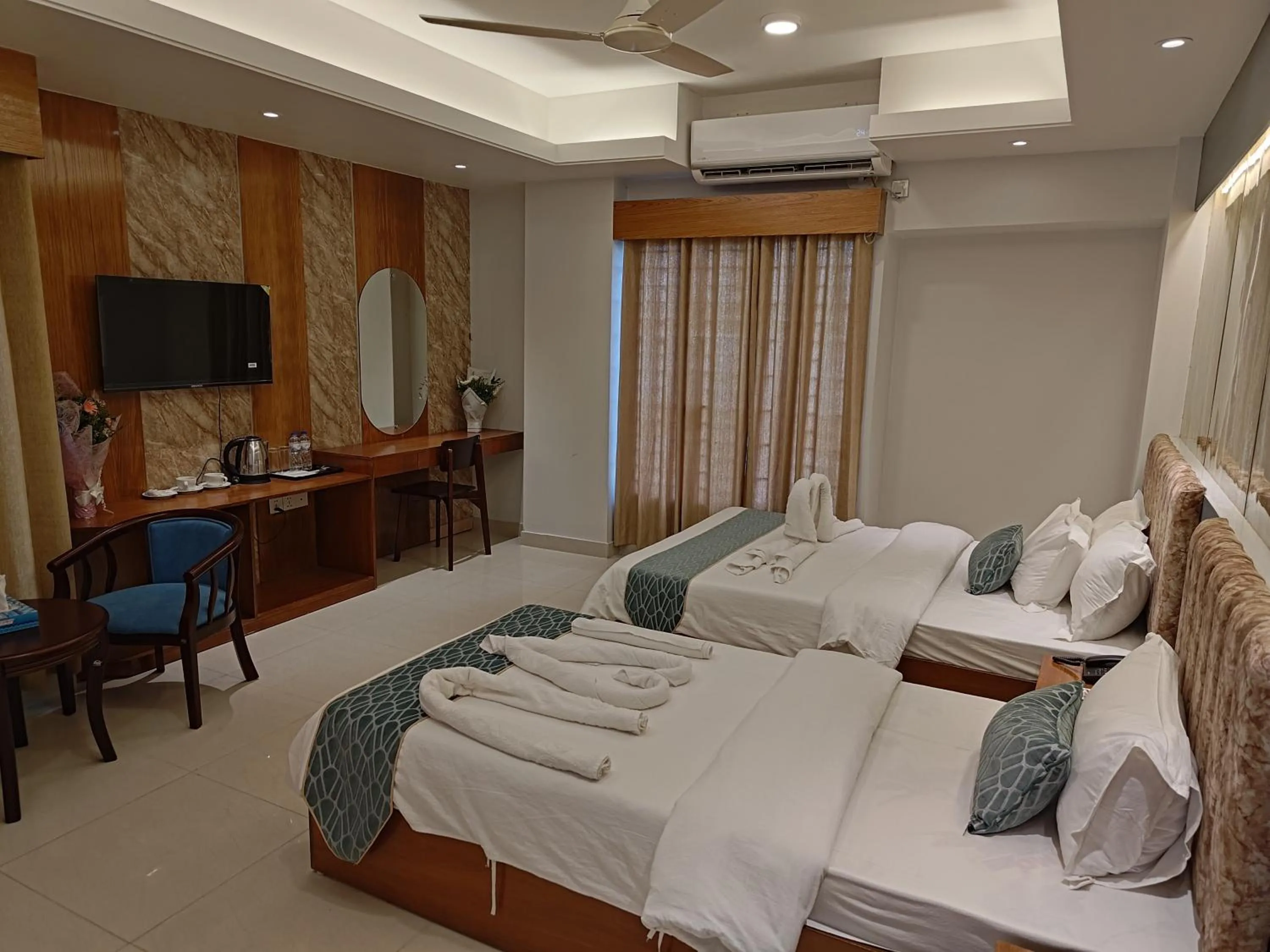 Bed in Sylhet Paradise Inn