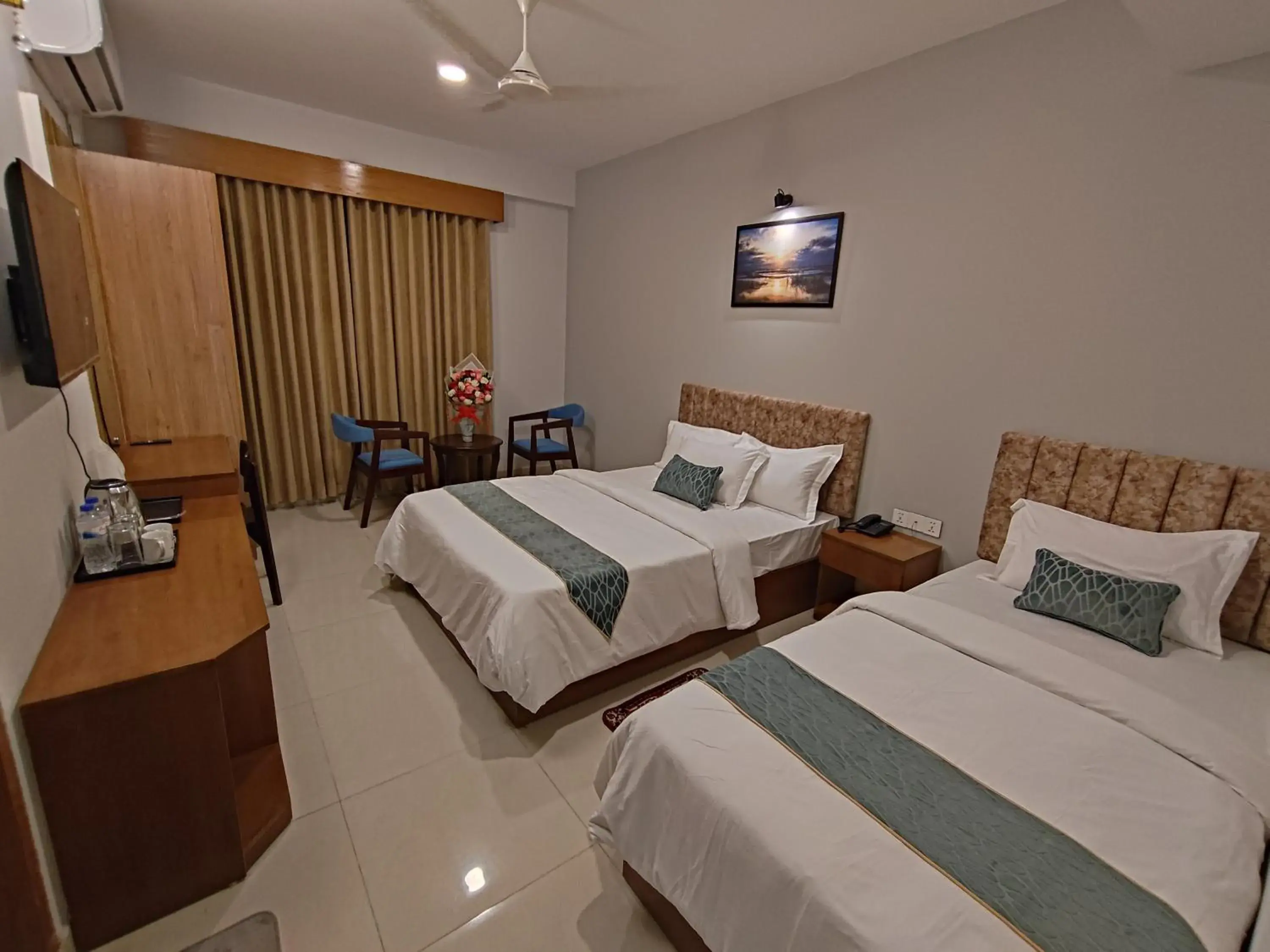 Triple Room in Sylhet Paradise Inn Triple Room in Sylhet Paradise Inn