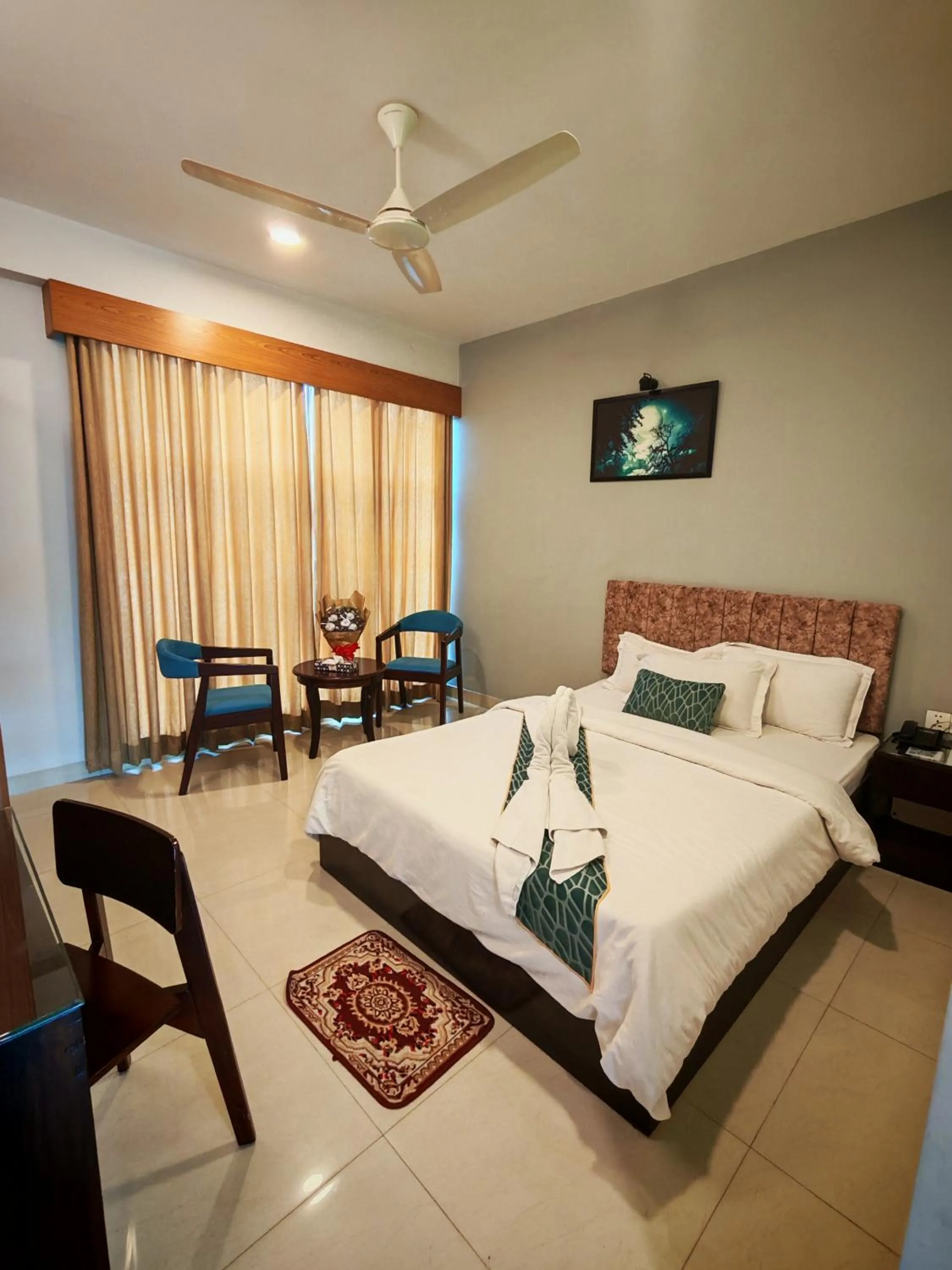 Bedroom, Bed in Sylhet Paradise Inn