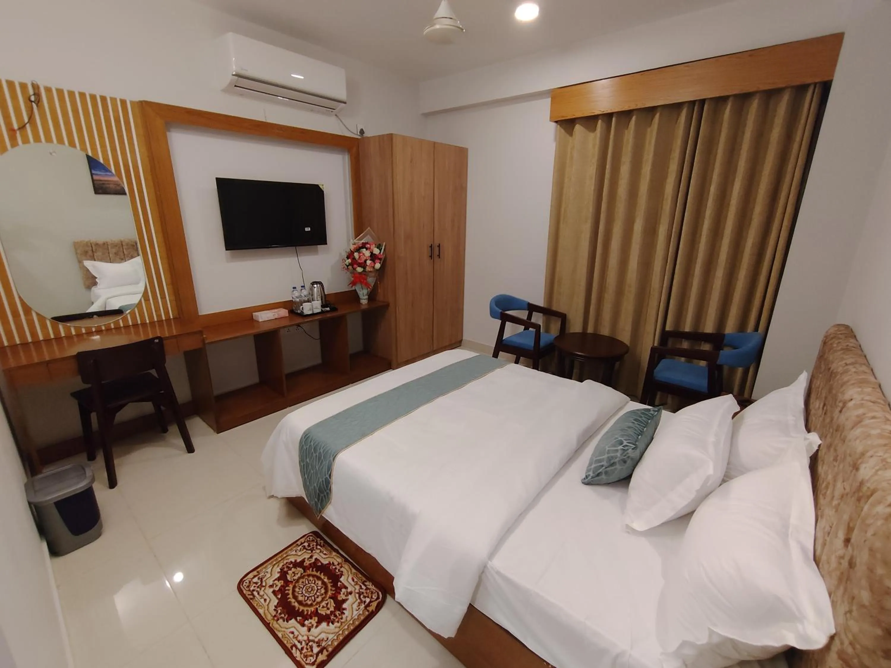 Bed in Sylhet Paradise Inn