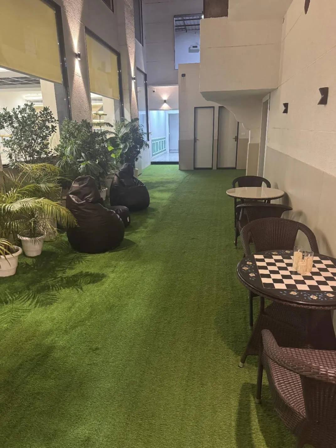 Swimming pool in Hotel Elinor By Dazzling Hotels & Resorts