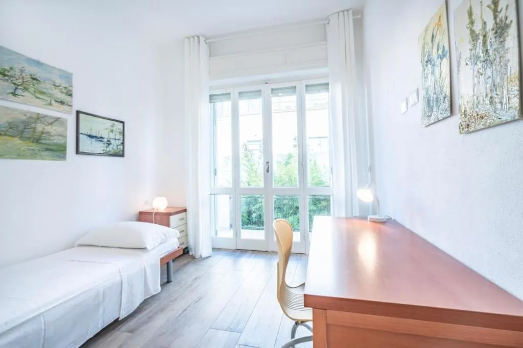 Bed in Flamingo Poetto mare a due passi