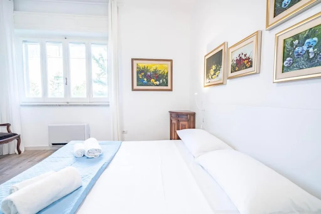 Bed in Flamingo Poetto mare a due passi