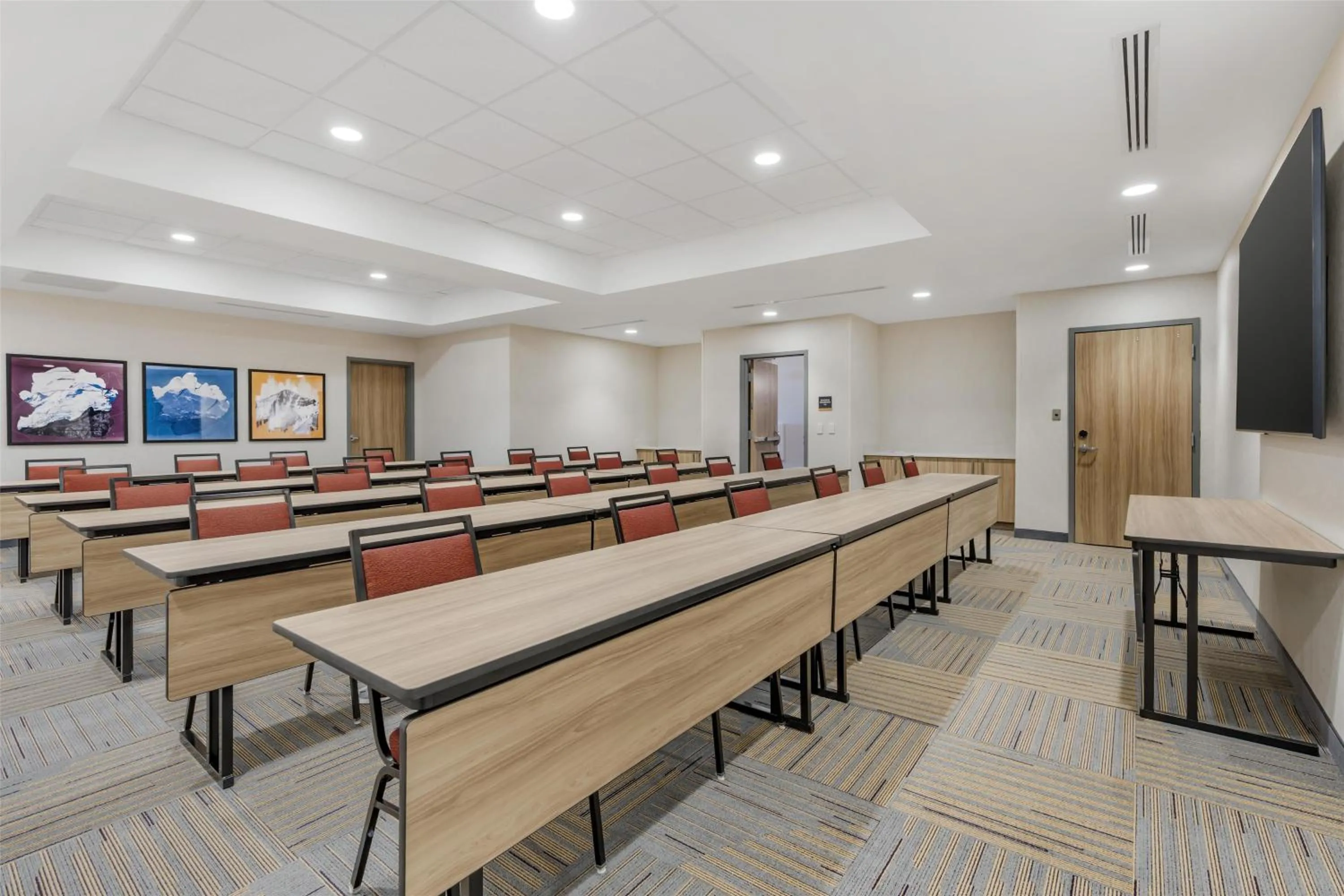 Meeting/conference room in Home2 Suites By Hilton Bozeman Four Corners