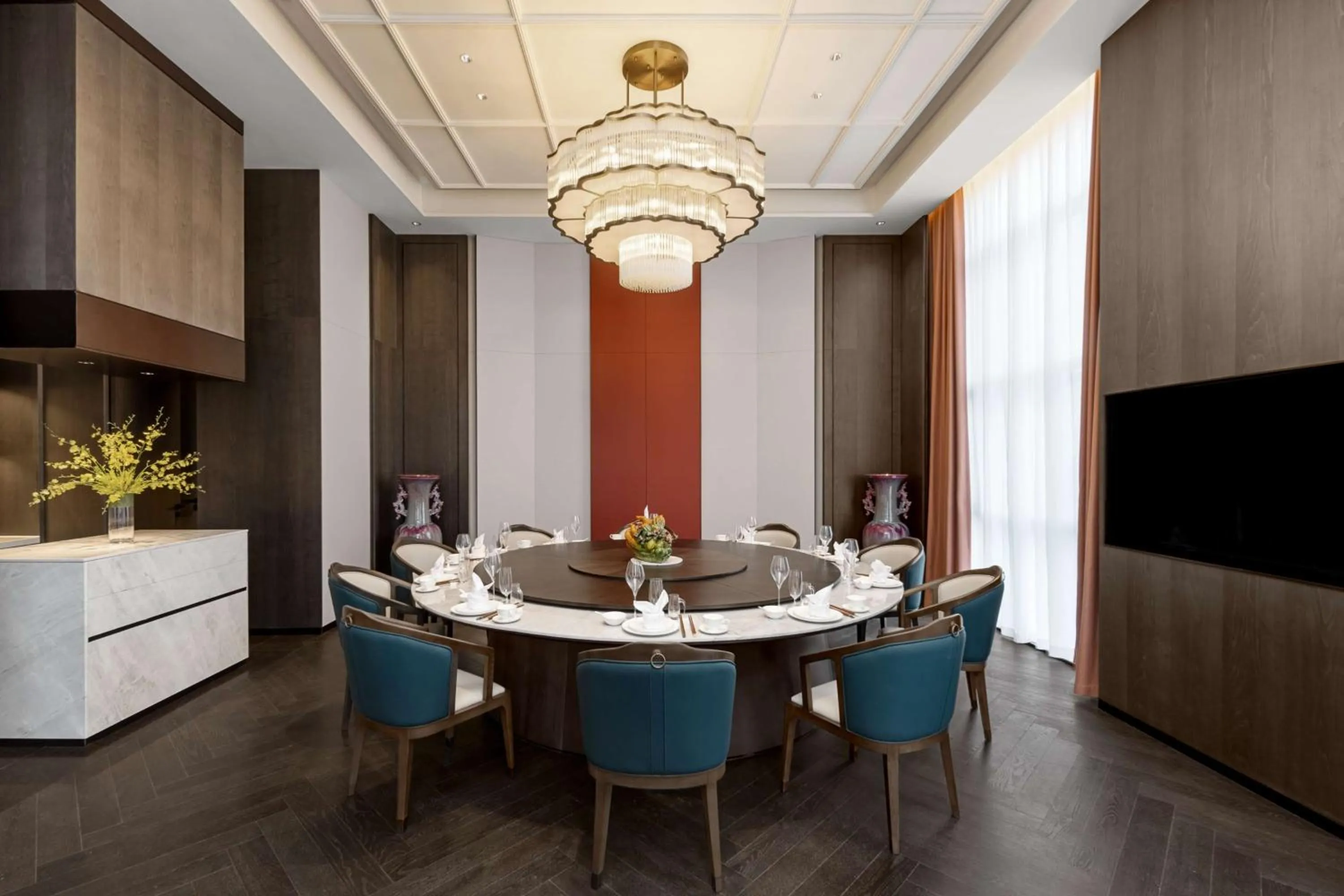 Restaurant/places to eat in Doubletree By Hilton Kaifeng