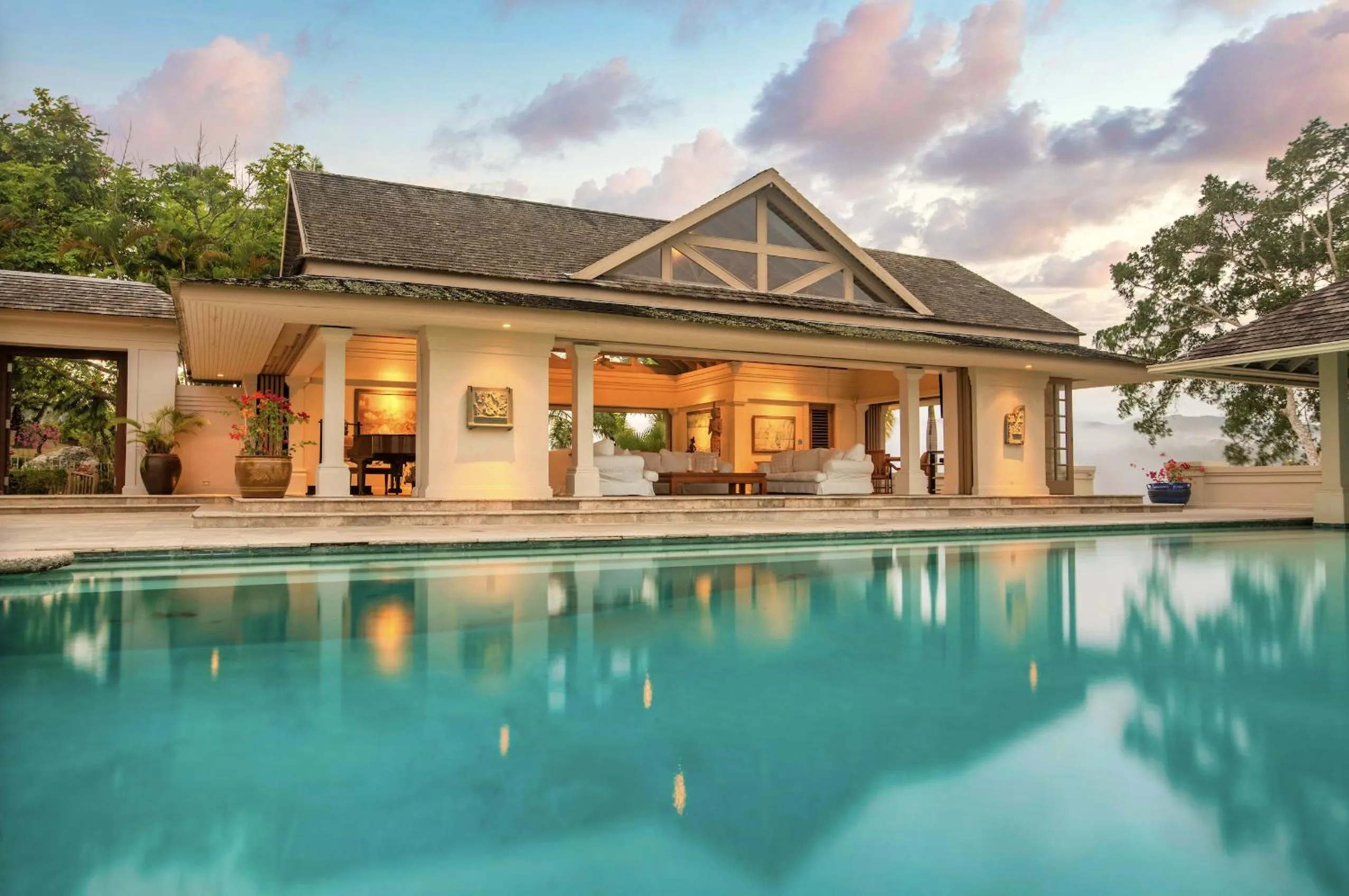 Property building in Silent Waters Villa