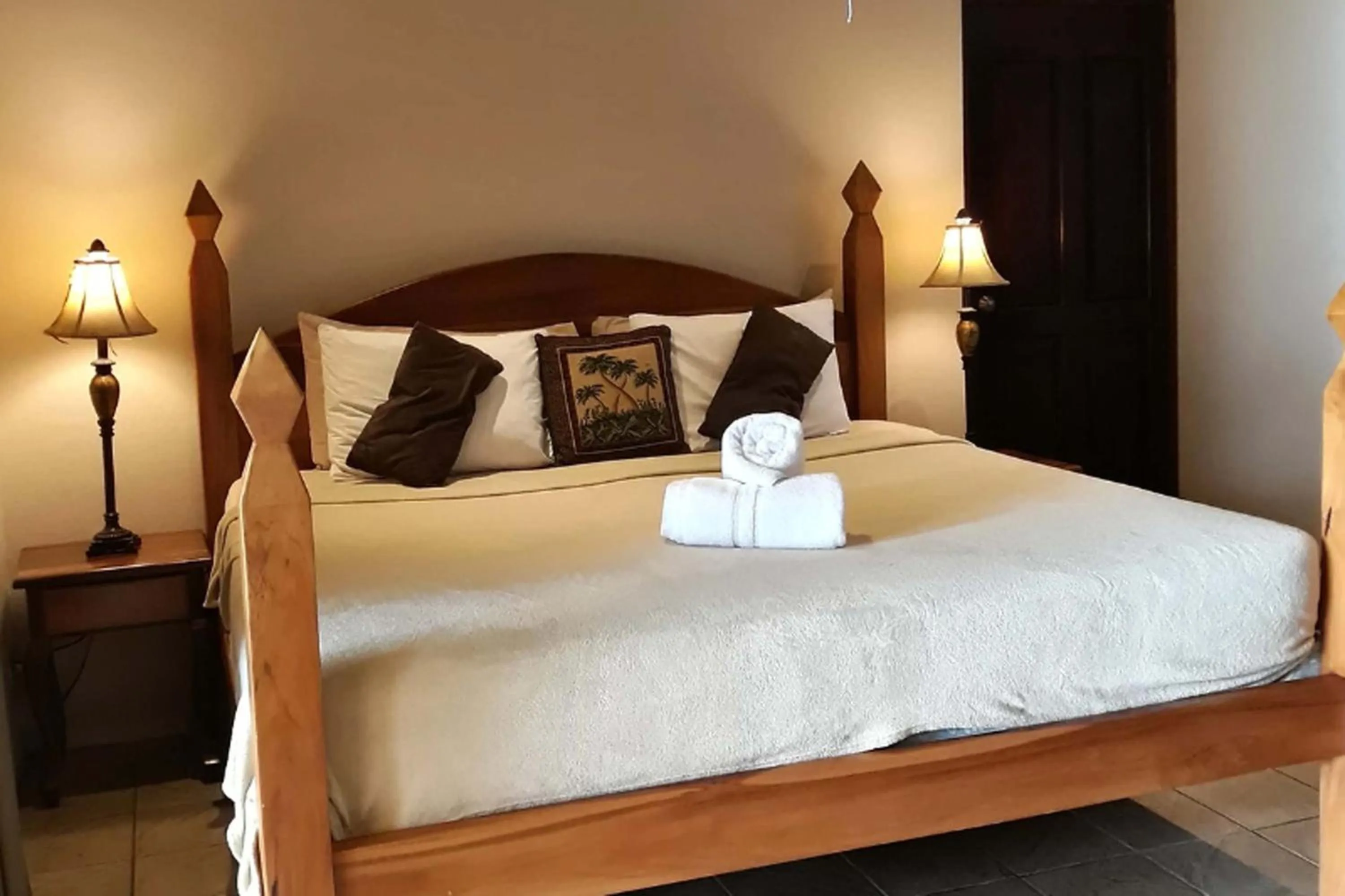 Bedroom, Bed in Mango Moon Villa