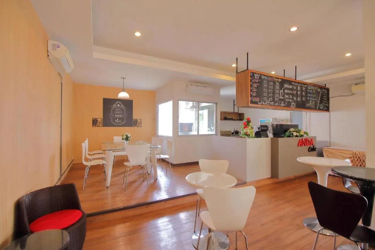 Restaurant/places to eat in Anda Ramkhamhaeng By St James Hotel