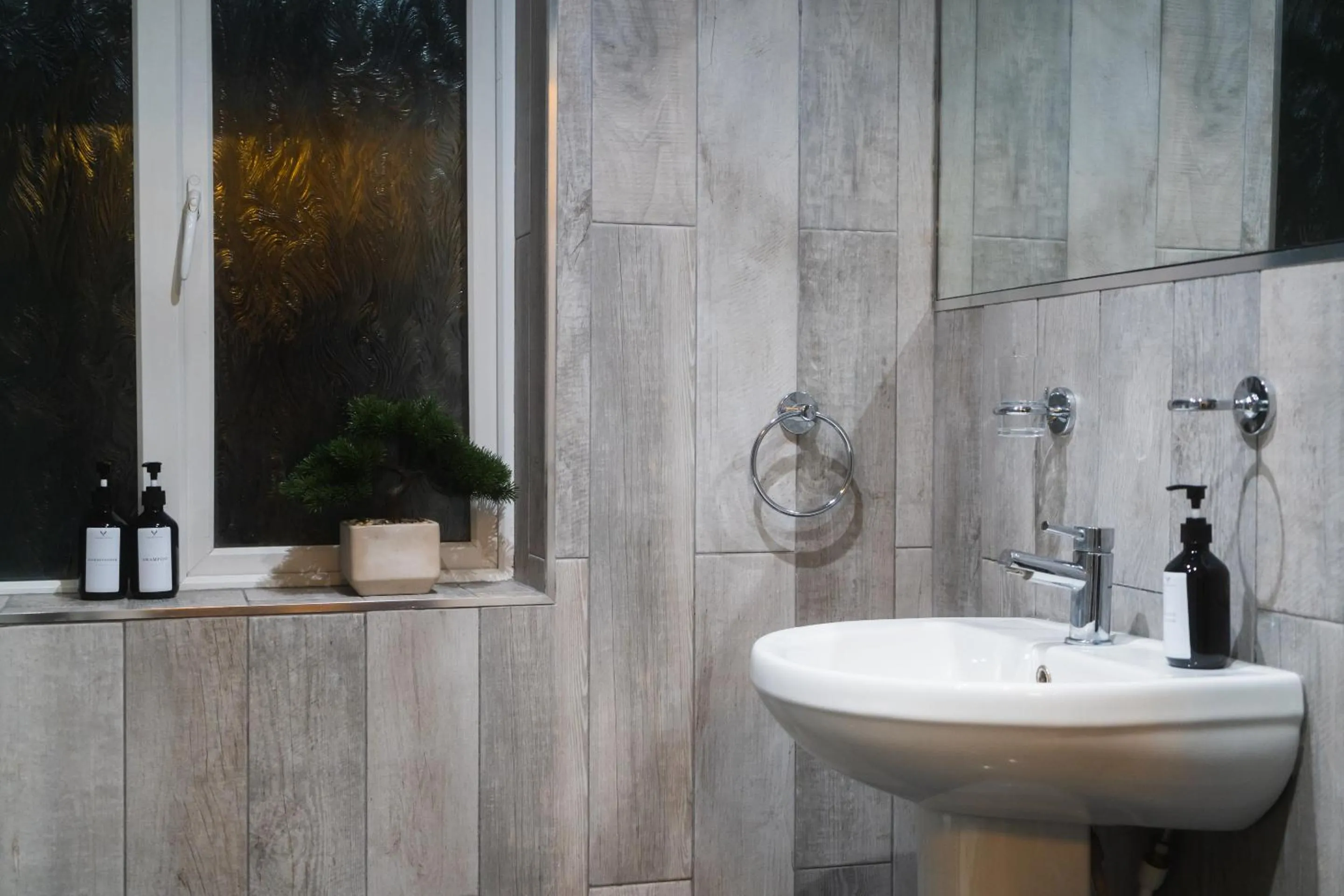 Bathroom in The Bungalow by TAS