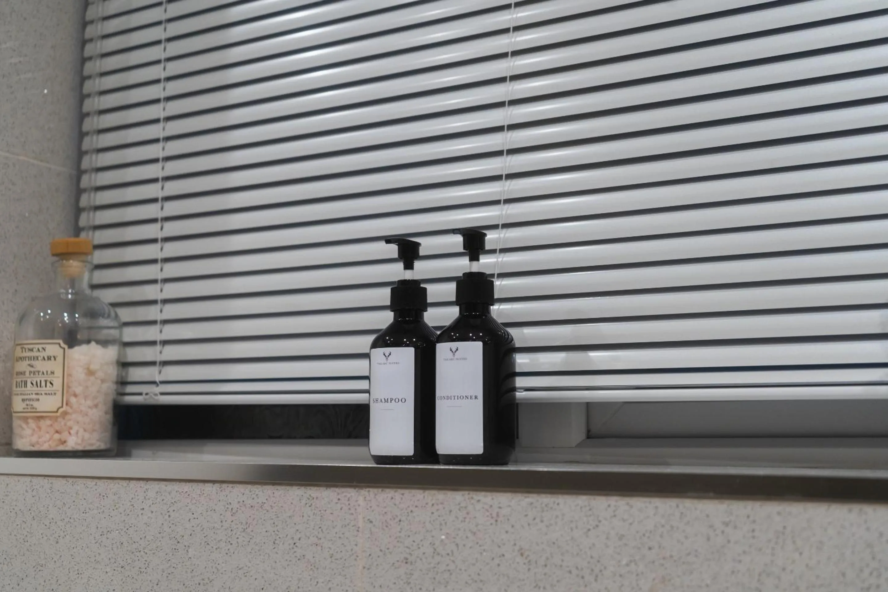 Bathroom in The Bungalow by TAS