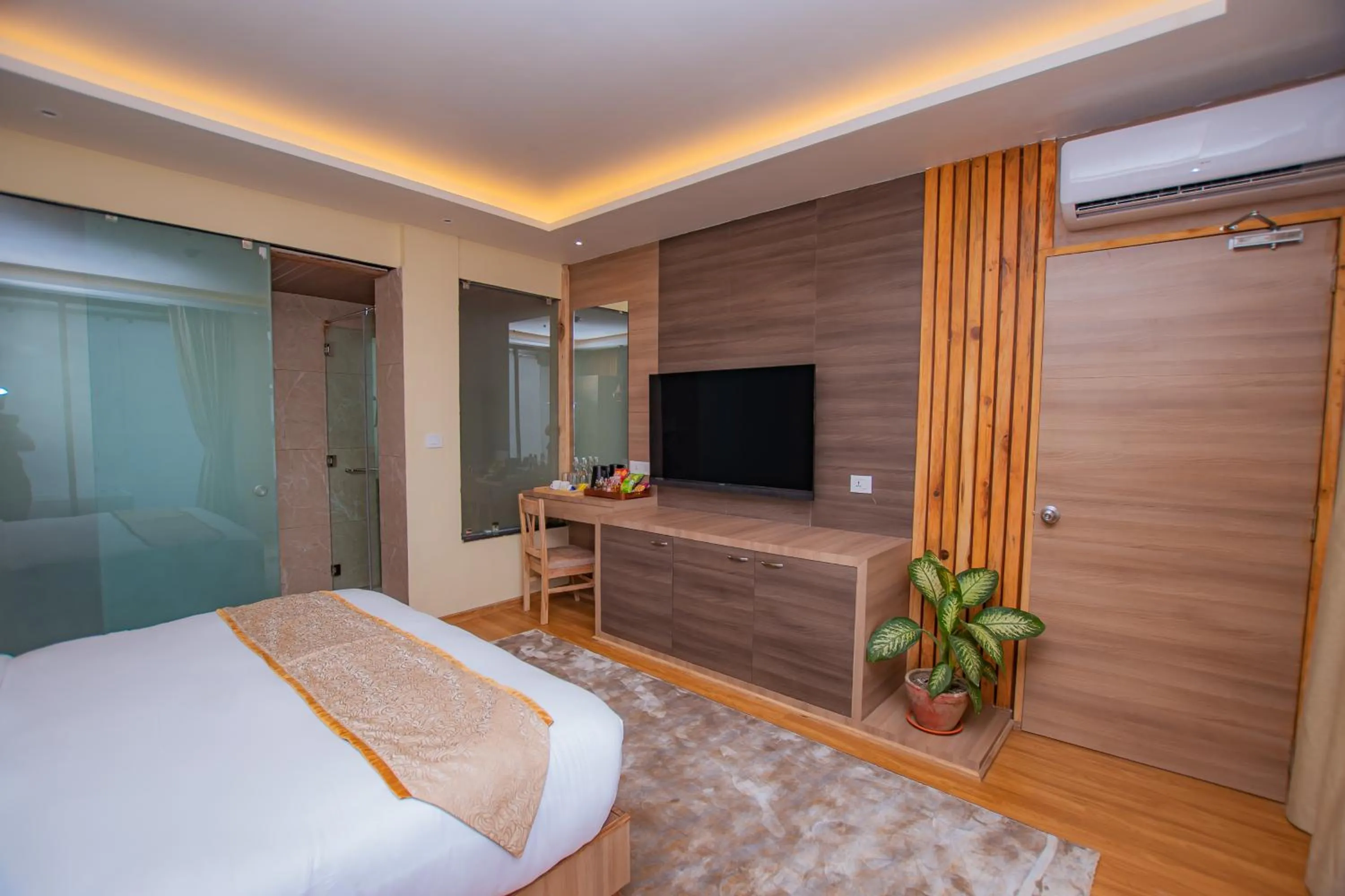 TV and multimedia, Bed in Temple Himalaya Hotel & Spa