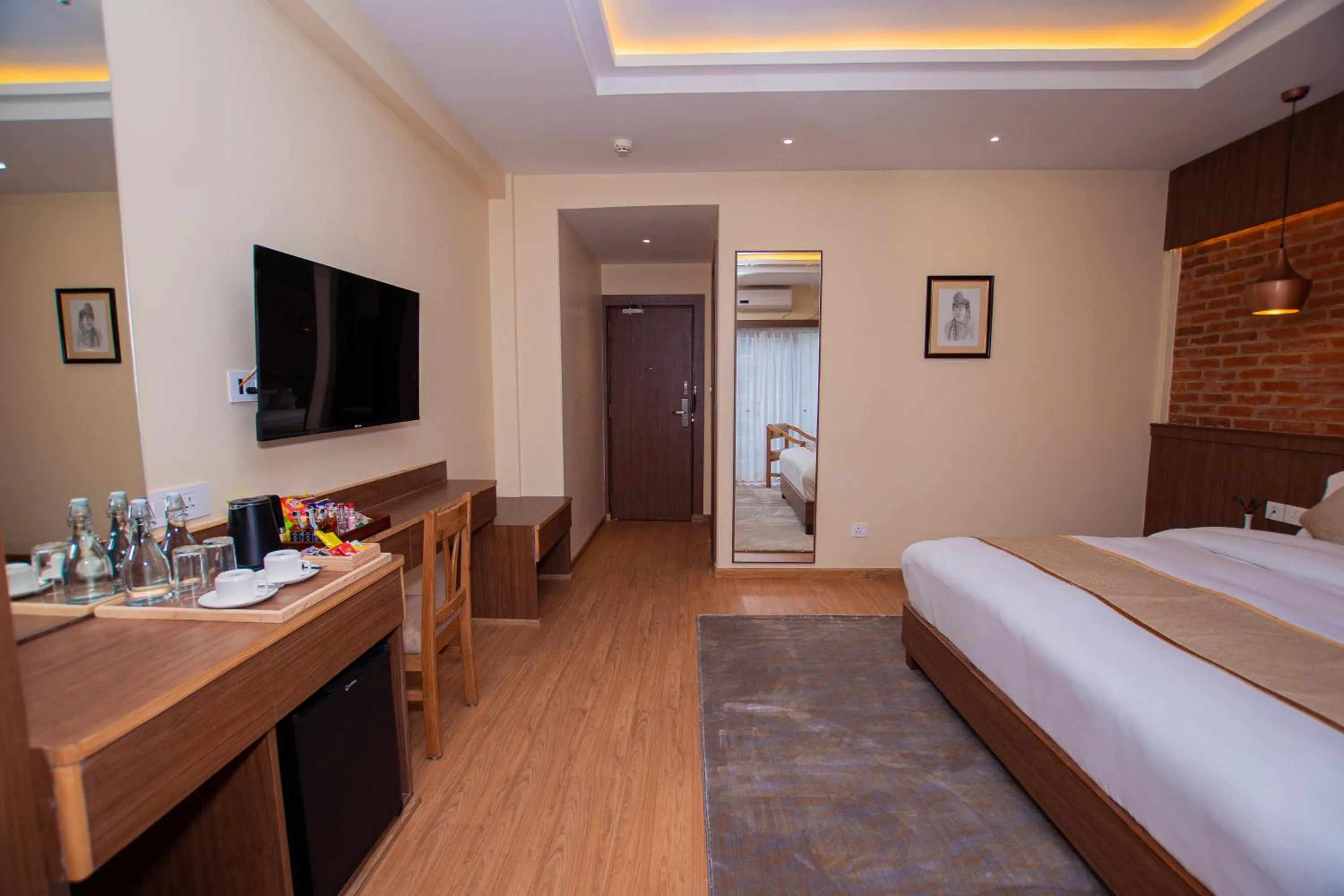 TV and multimedia, Bed in Temple Himalaya Hotel & Spa