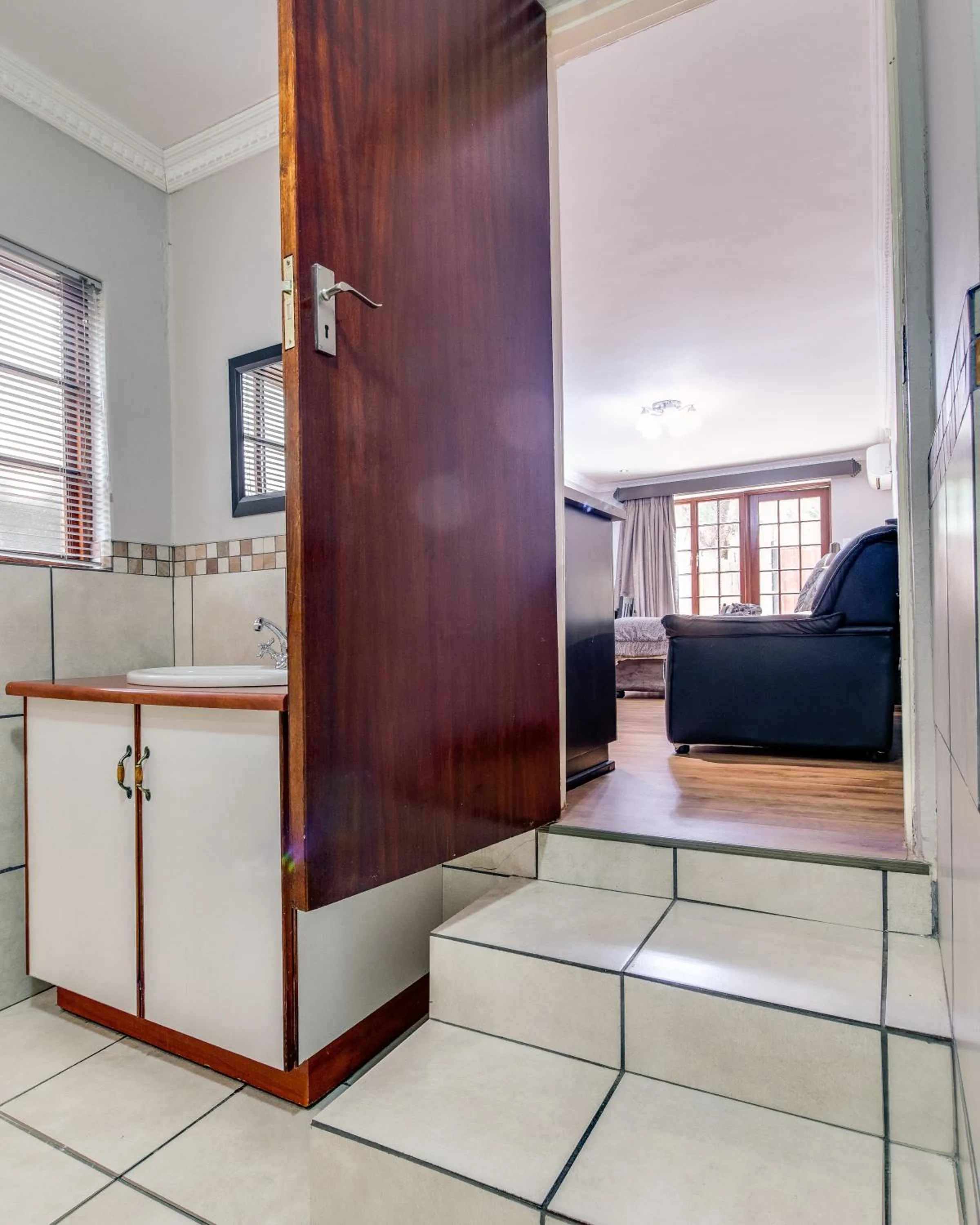 Bathroom in The Nightingale Guesthouse