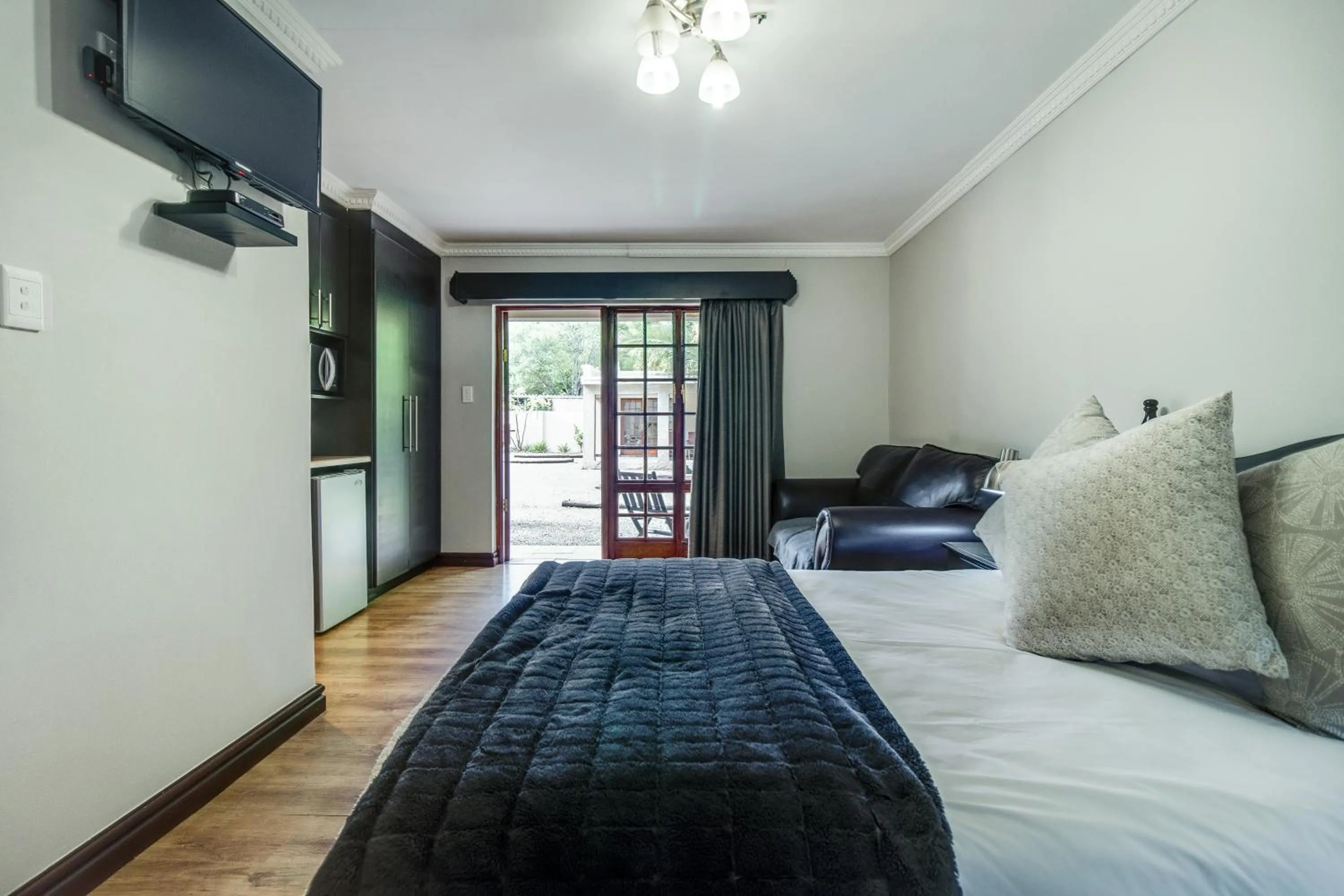 Photo of the whole room, Bed in The Nightingale Guesthouse