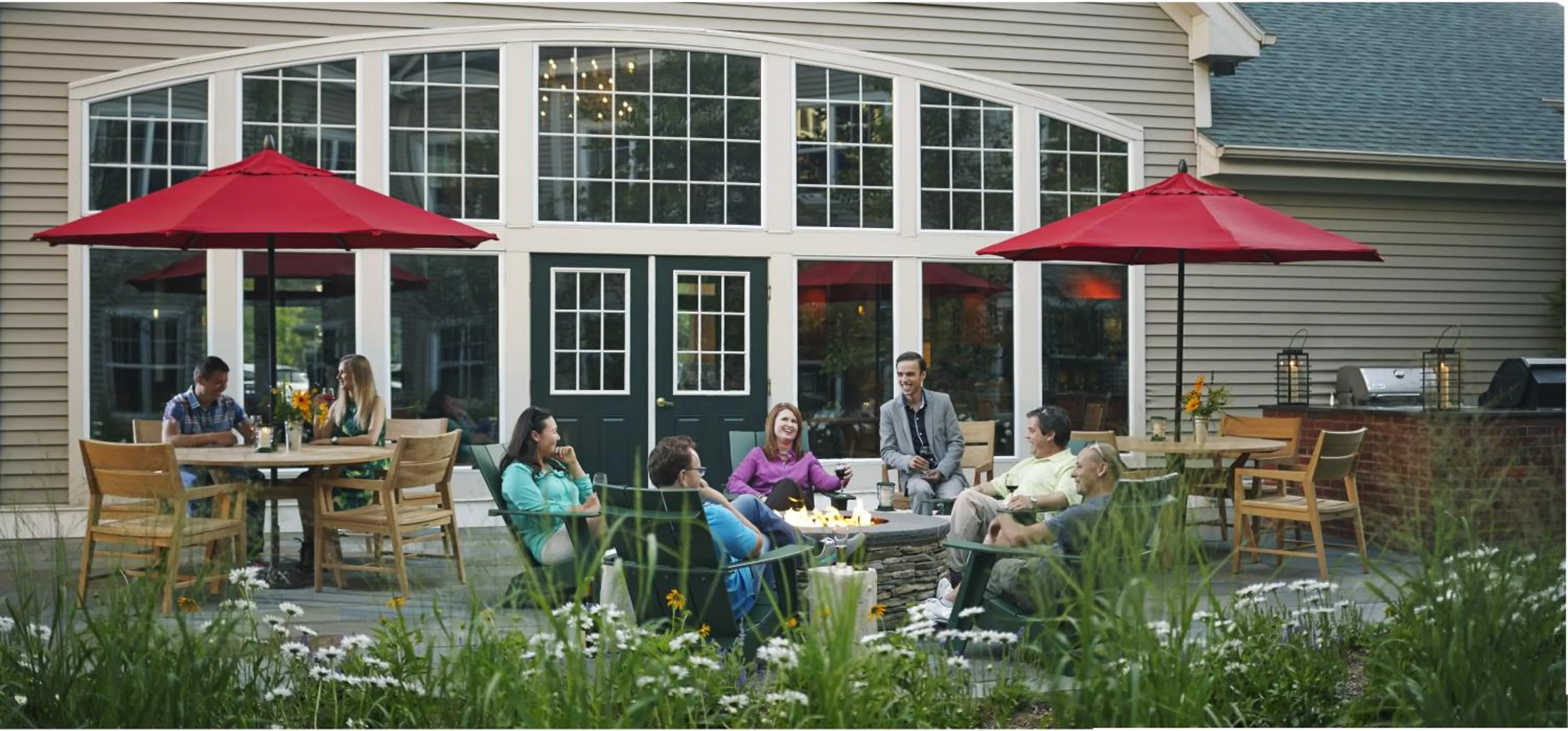 Property building in Green Mountain Suites Hotel