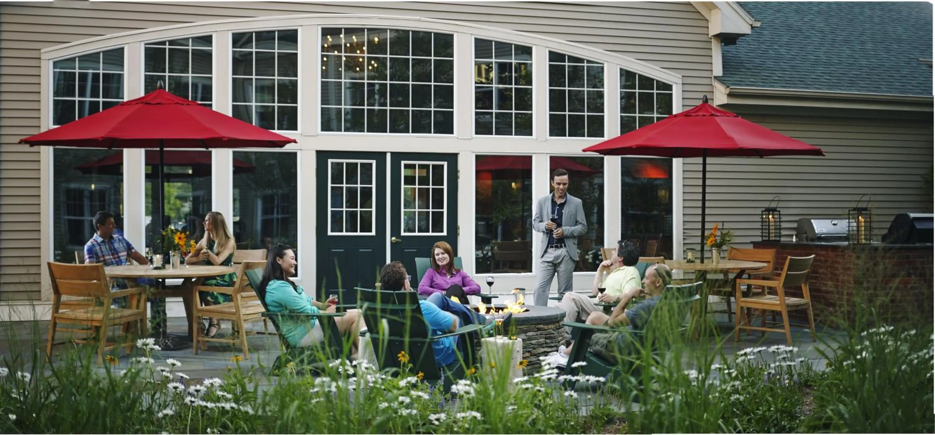 Property building in Green Mountain Suites Hotel