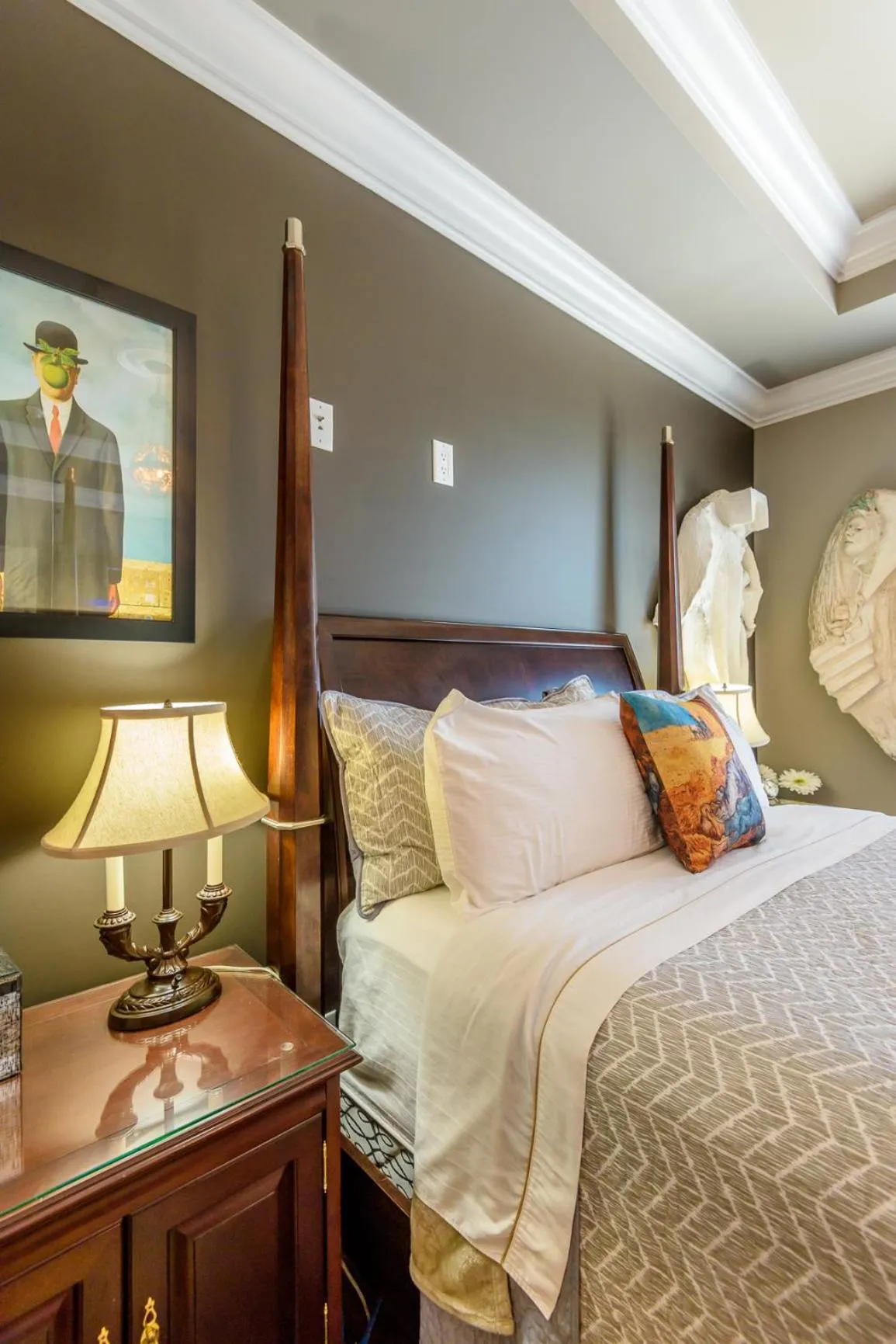 Bed in Brookside Inn Boutique Hotel