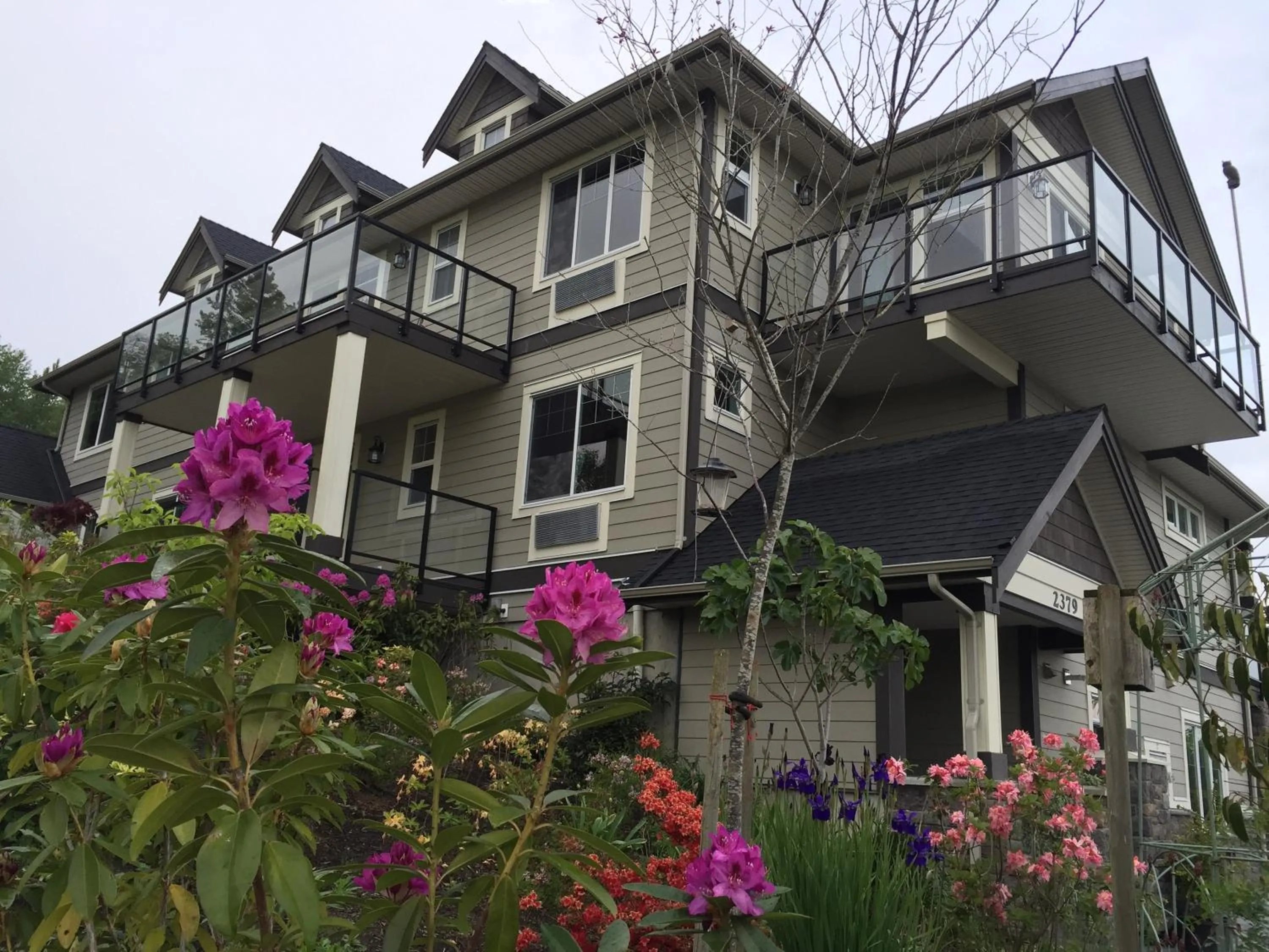 Facade/entrance in Brookside Inn Boutique Hotel