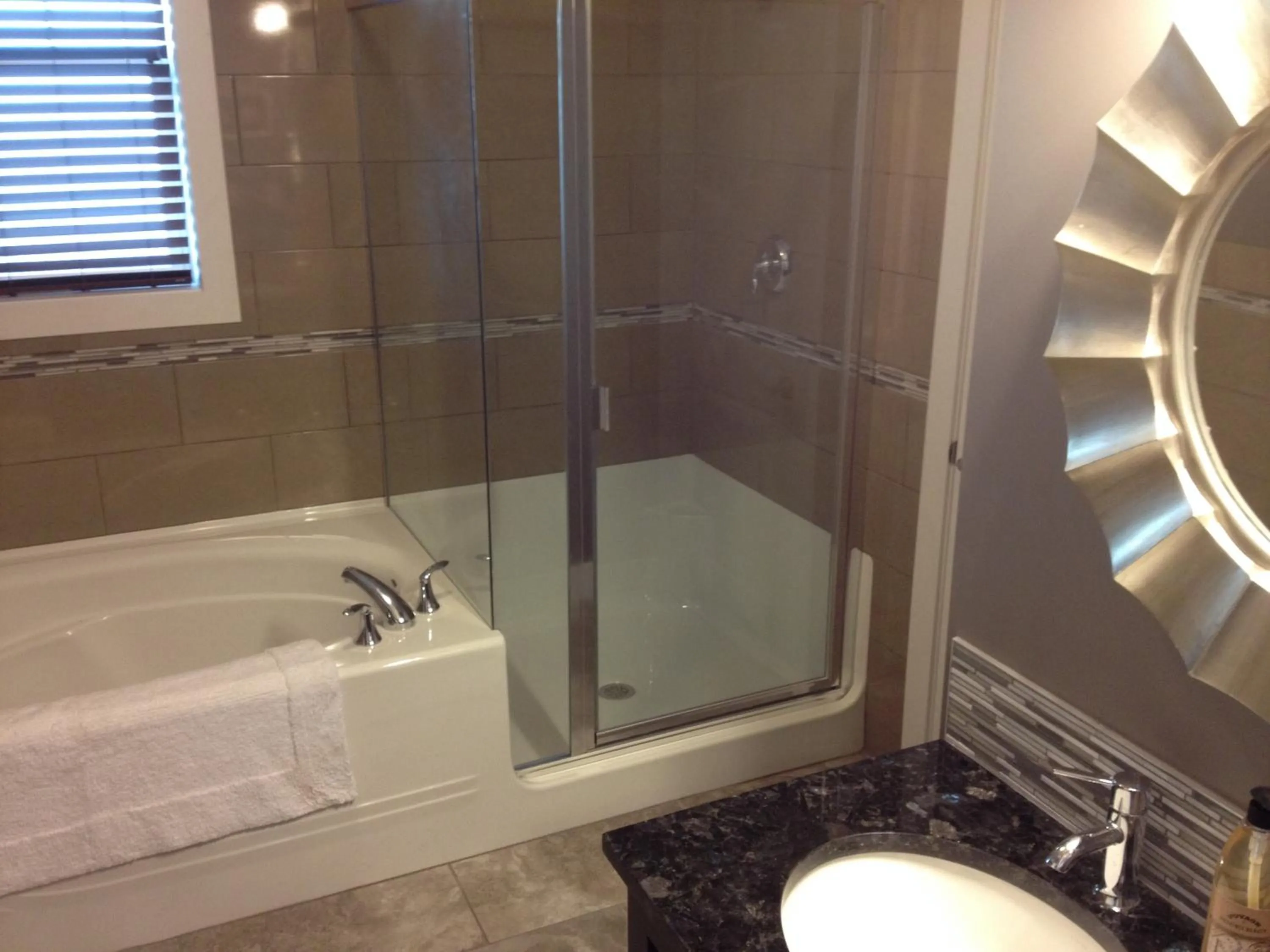 Bathroom in Brookside Inn Boutique Hotel