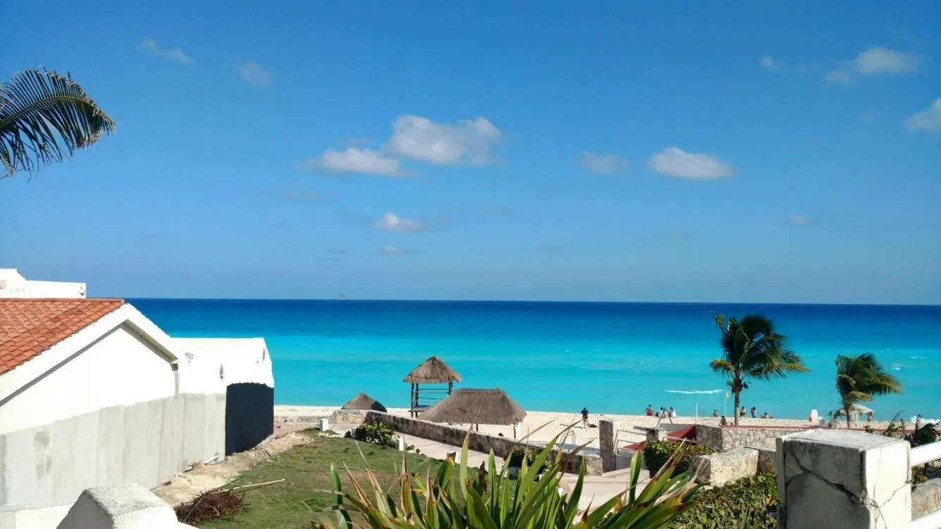 Sea View in Apartment Ocean Front Cancun