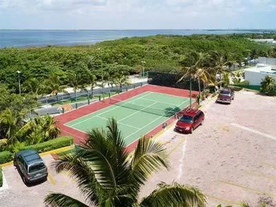 Tennis court, Tennis/Squash in Apartment Ocean Front Cancun