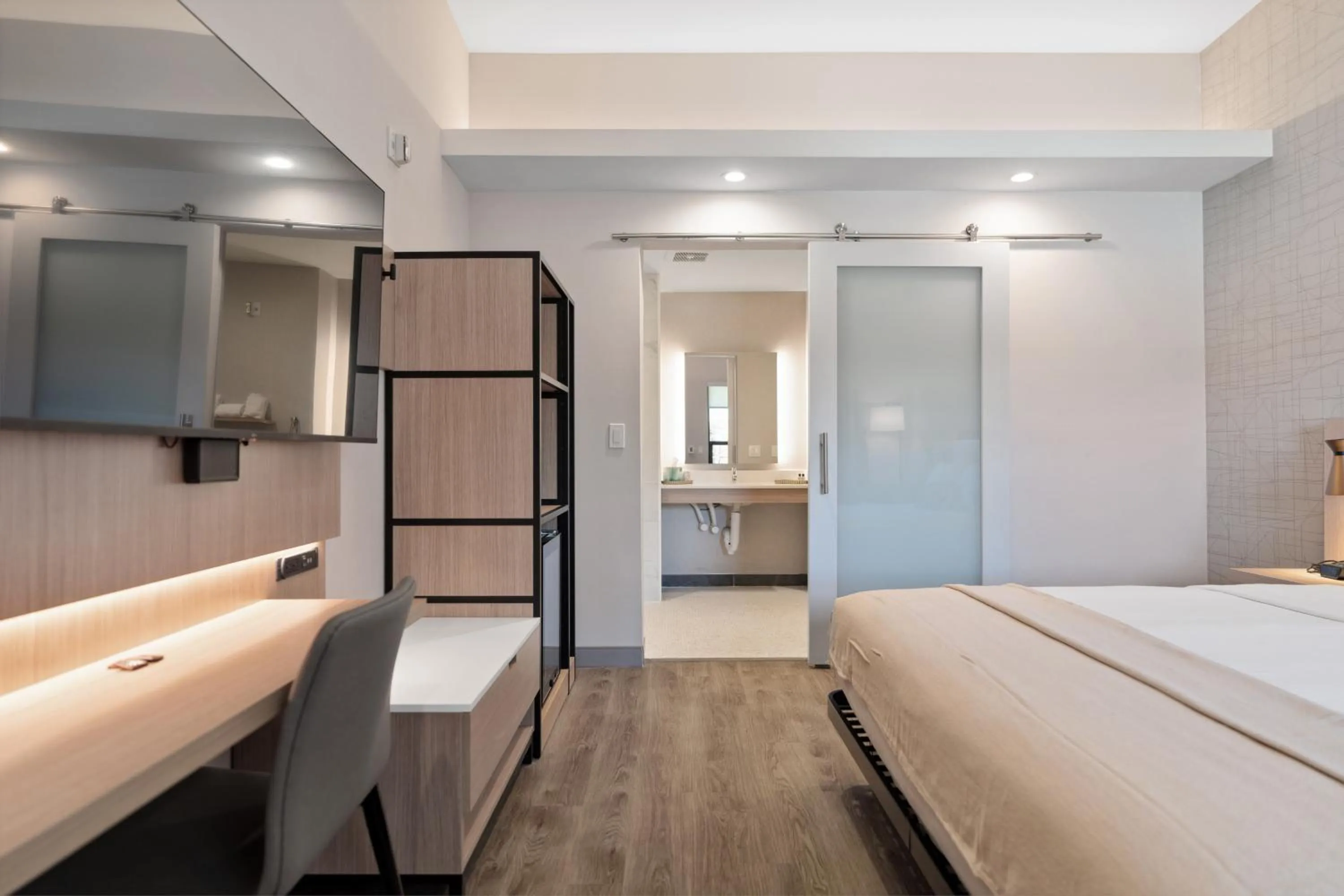 TV and multimedia, Bed in The Evergreen