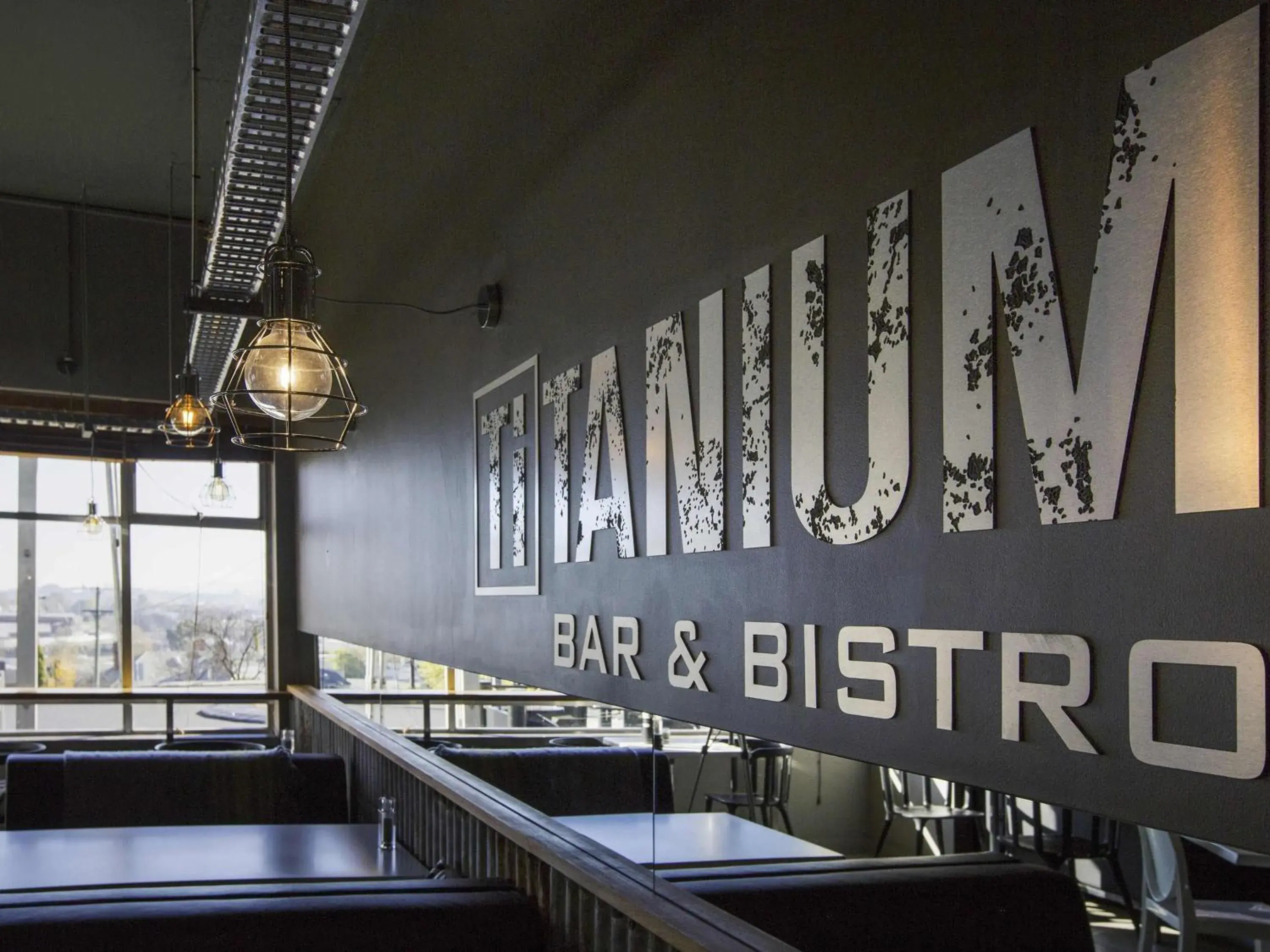 Lounge or bar in Mercure Launceston Lounge or bar in Mercure Launceston