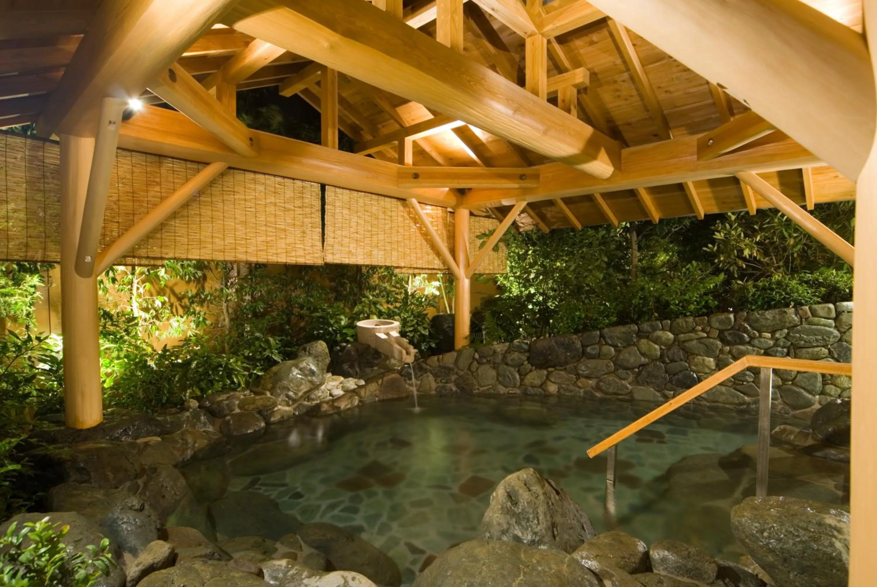 Shimobe Hotel