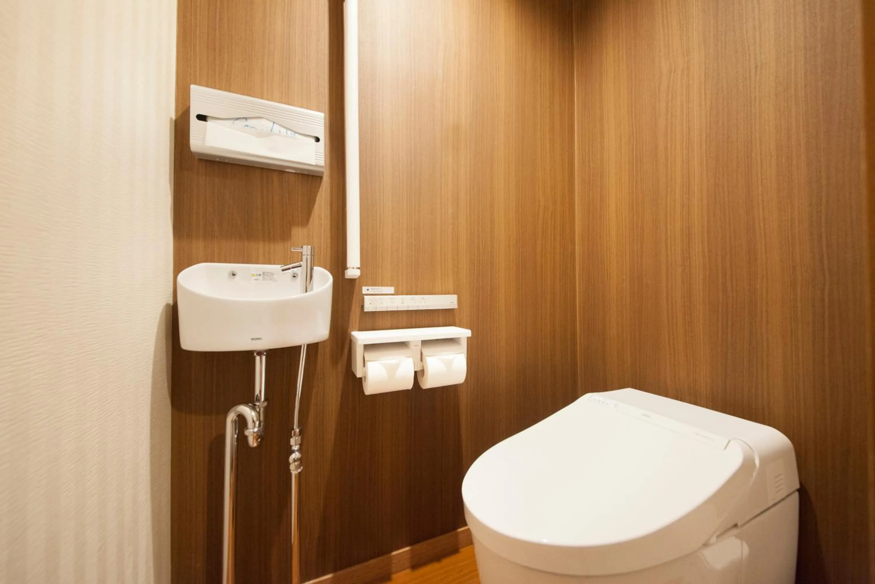 Shimobe Hotel