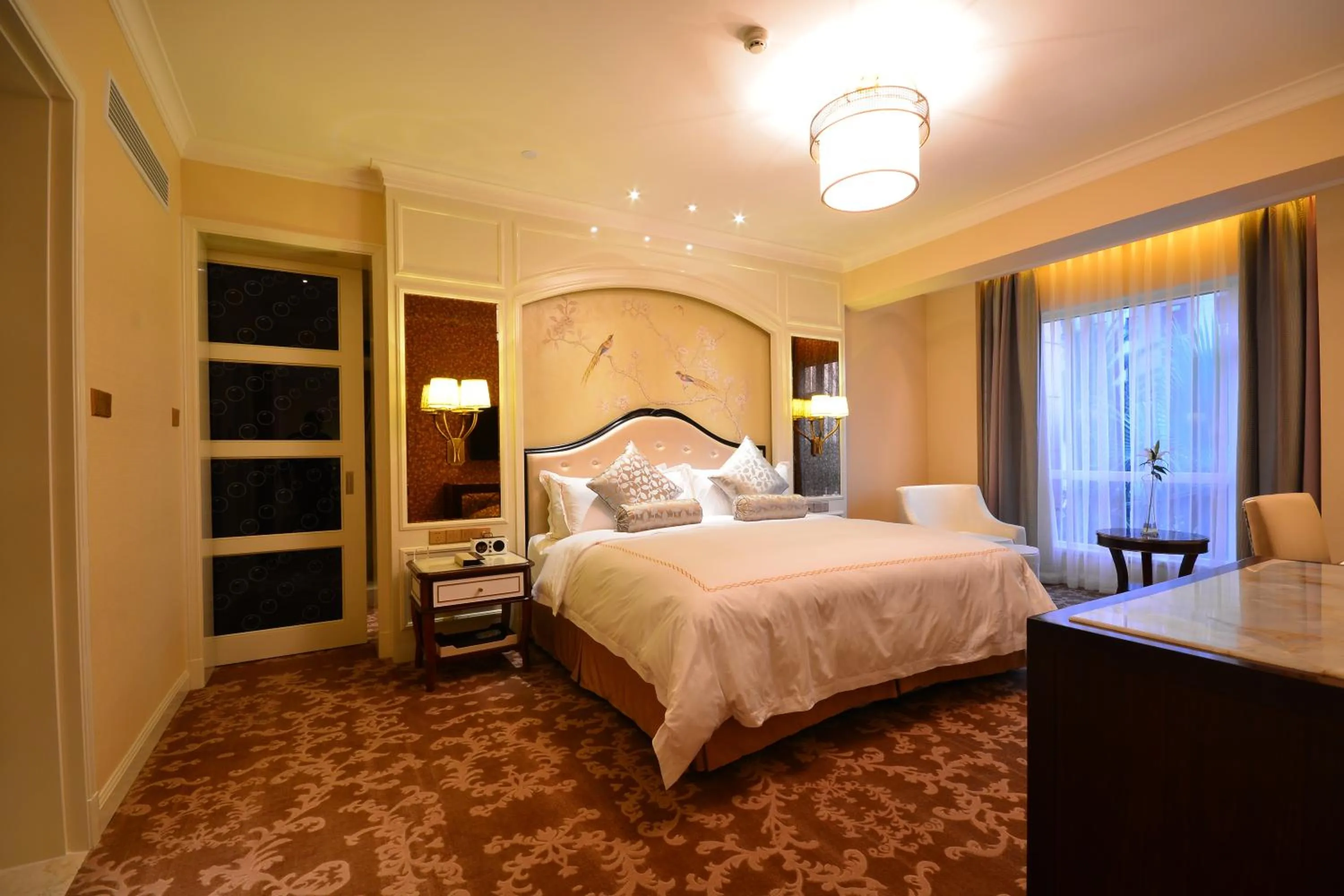 Photo of the whole room, Bed in Urban Island Hotel Shanghai