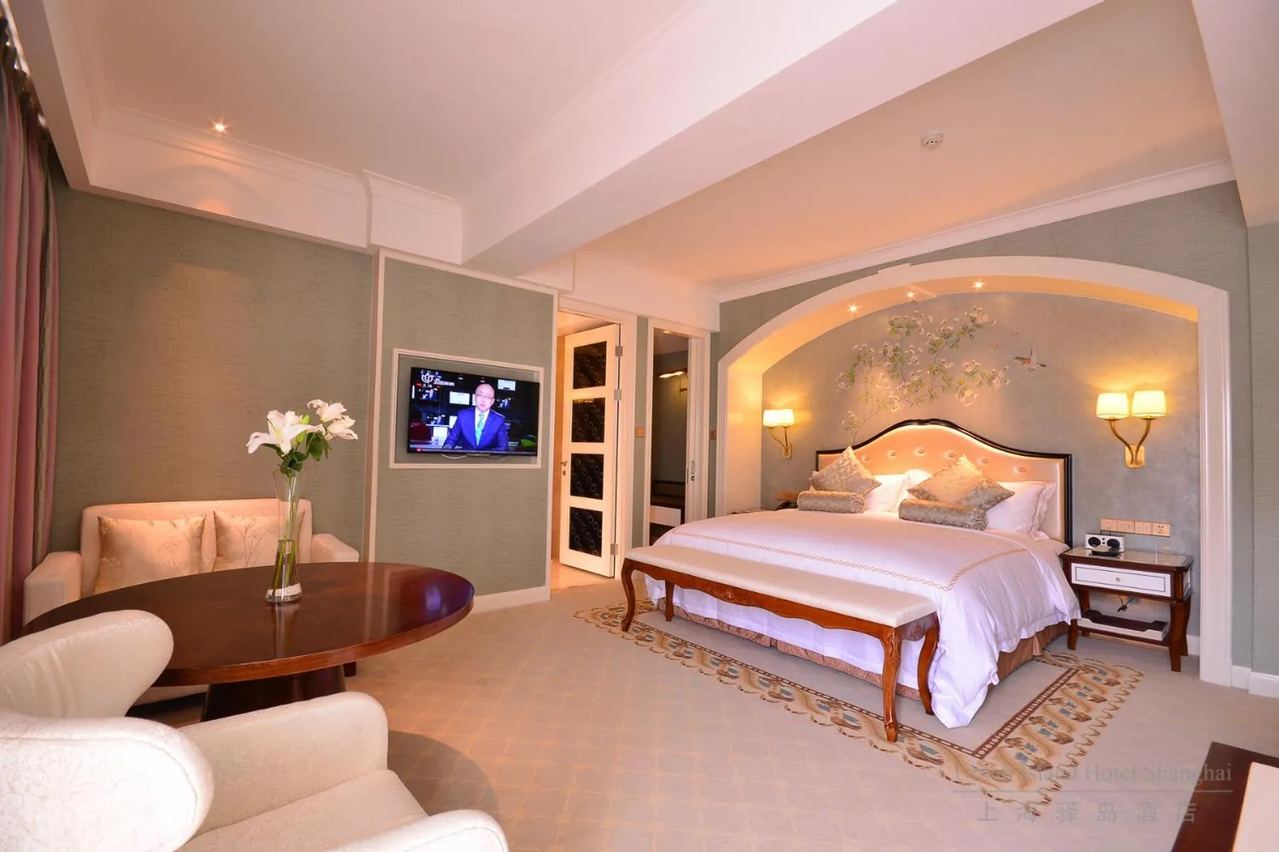 Bed in Urban Island Hotel Shanghai