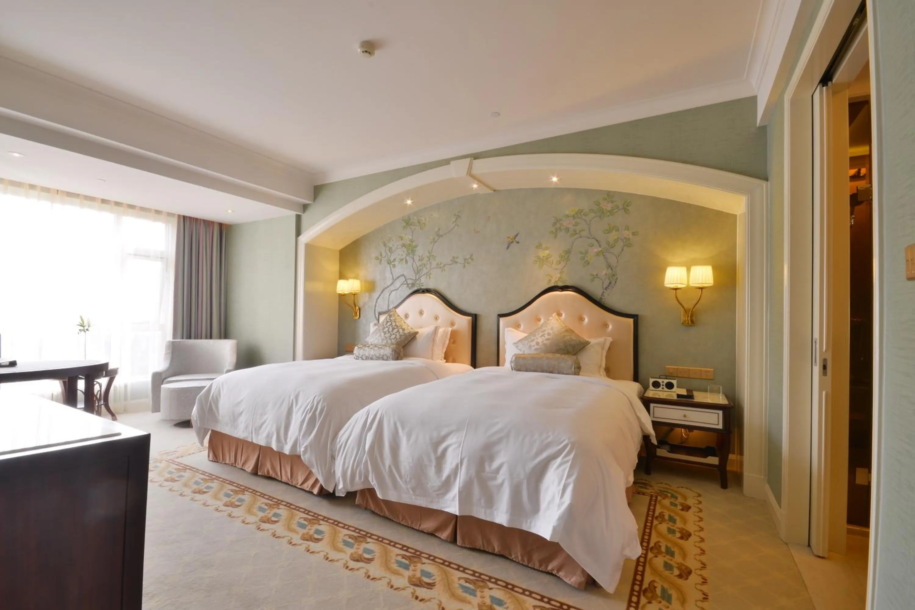 Photo of the whole room, Bed in Urban Island Hotel Shanghai