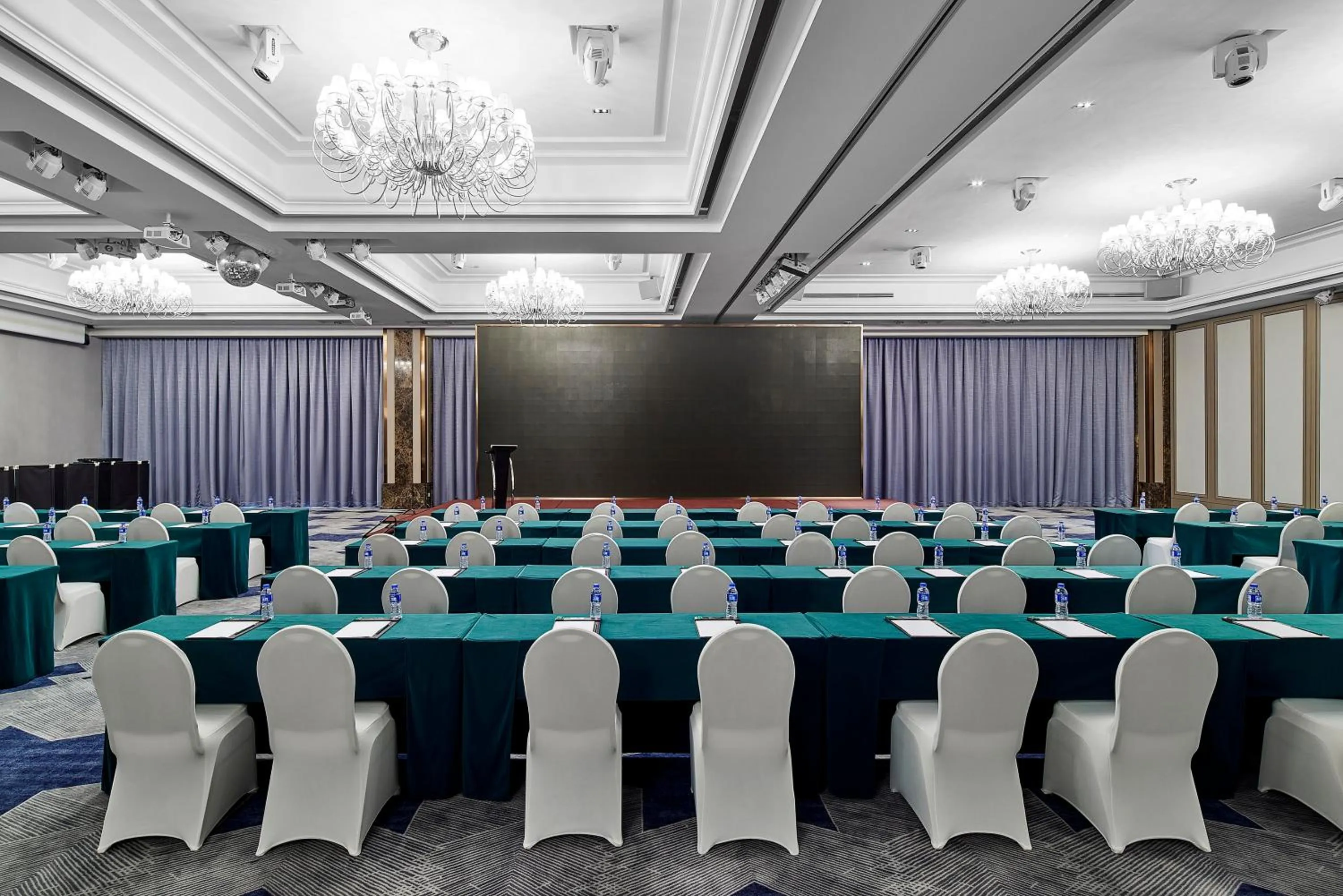 Meeting/conference room in Evergreen Laurel Hotel, Shanghai
