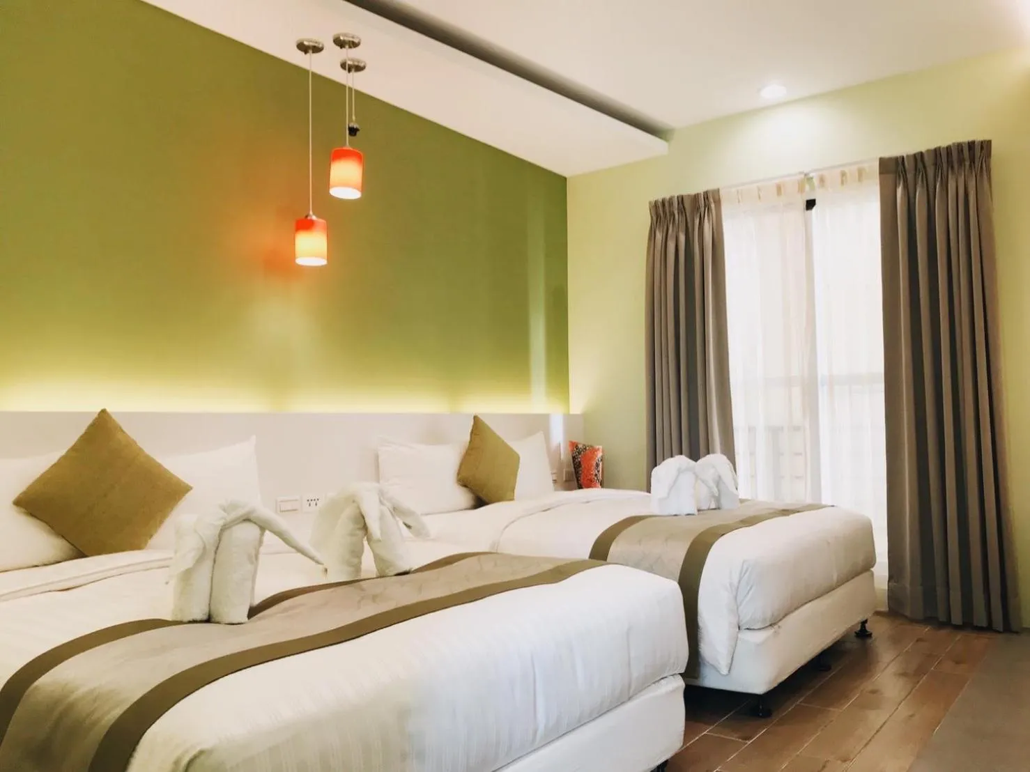 Photo of the whole room, Bed in Bai Sha Tan Cottage