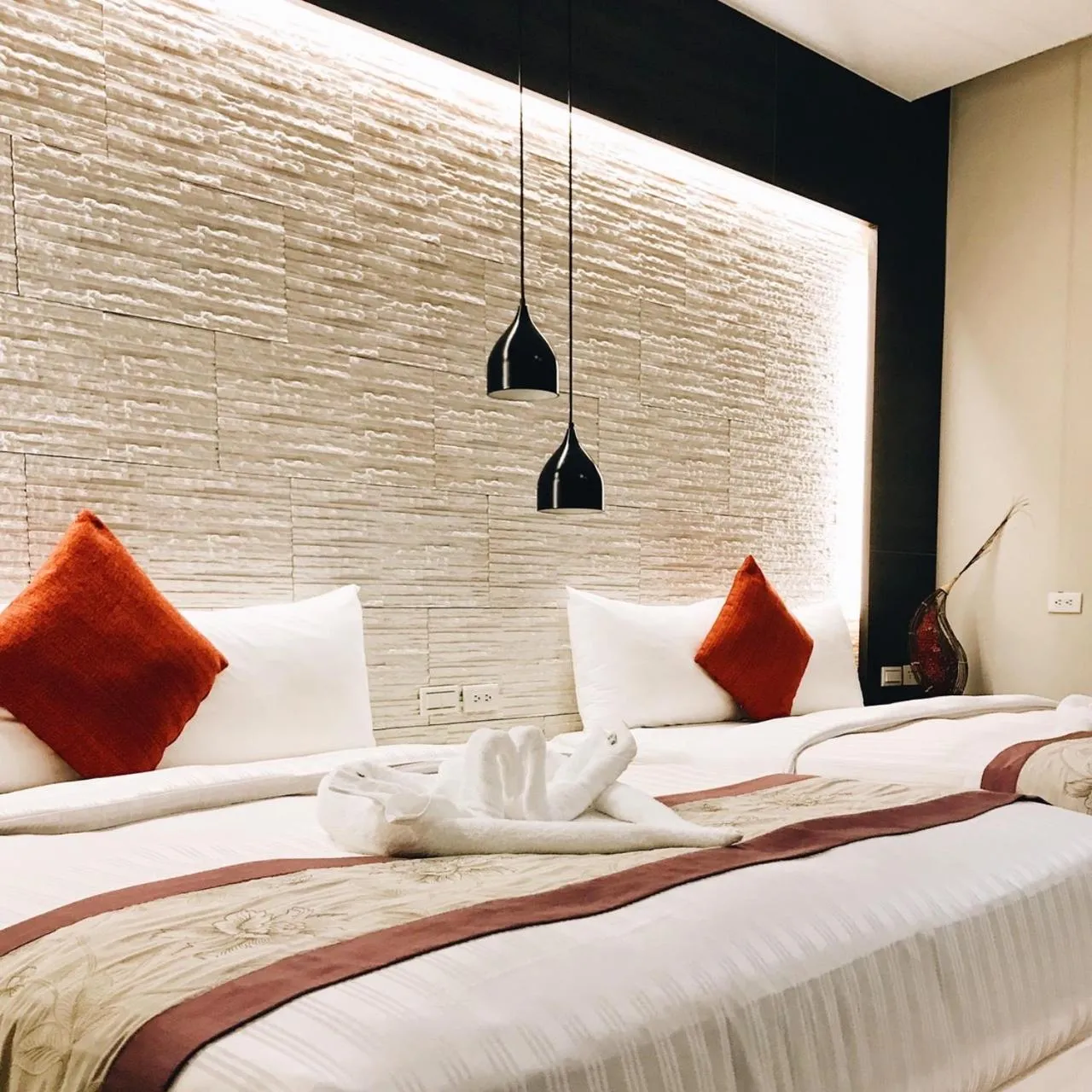 Photo of the whole room, Bed in Bai Sha Tan Cottage
