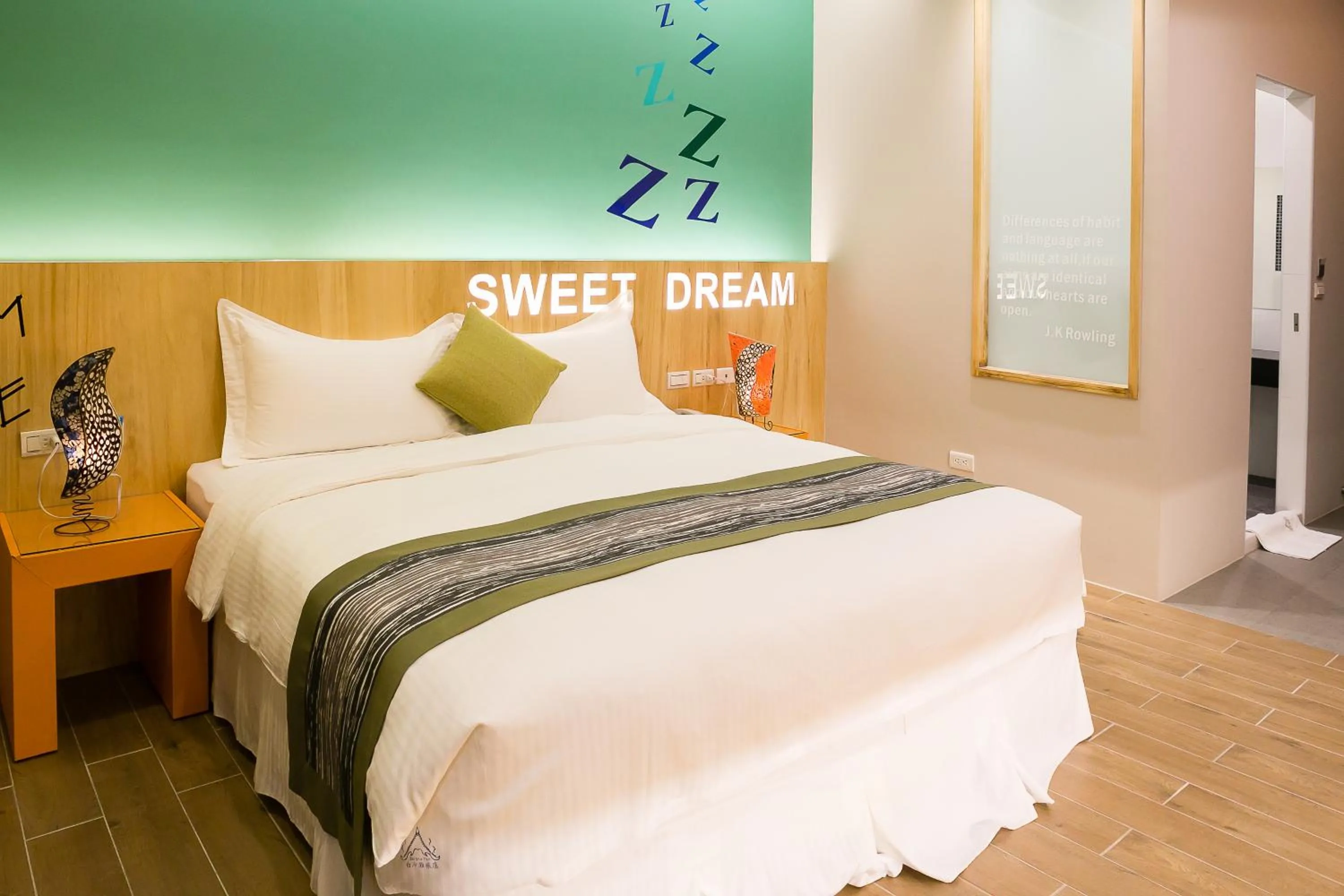 Bed in Bai Sha Tan Cottage