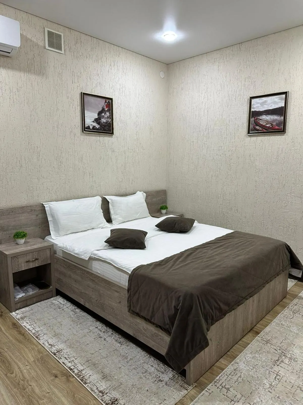 Bed in Deluxe SPA-Hotel