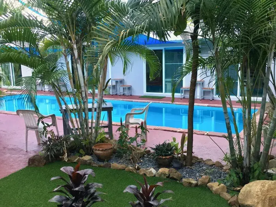 Standard Double Room with Fan in Carpe Diem Guest House Standard Double Room with Fan in Carpe Diem Guest House