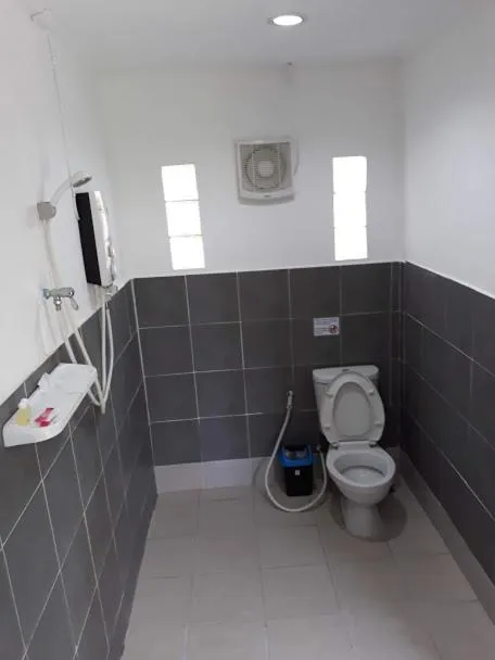 Shower in Carpe Diem Guest House