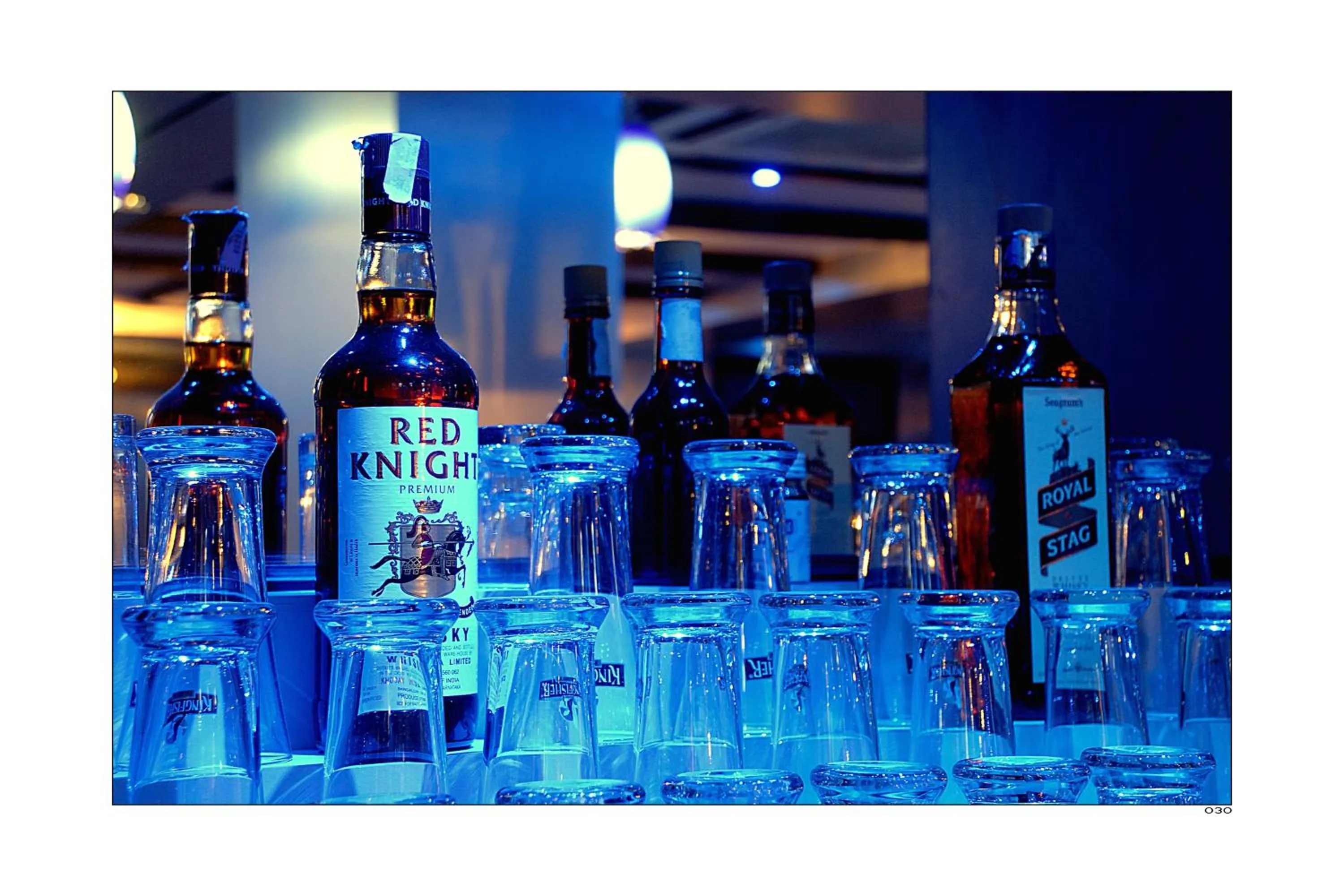 Lounge or bar in Hotel Niky International