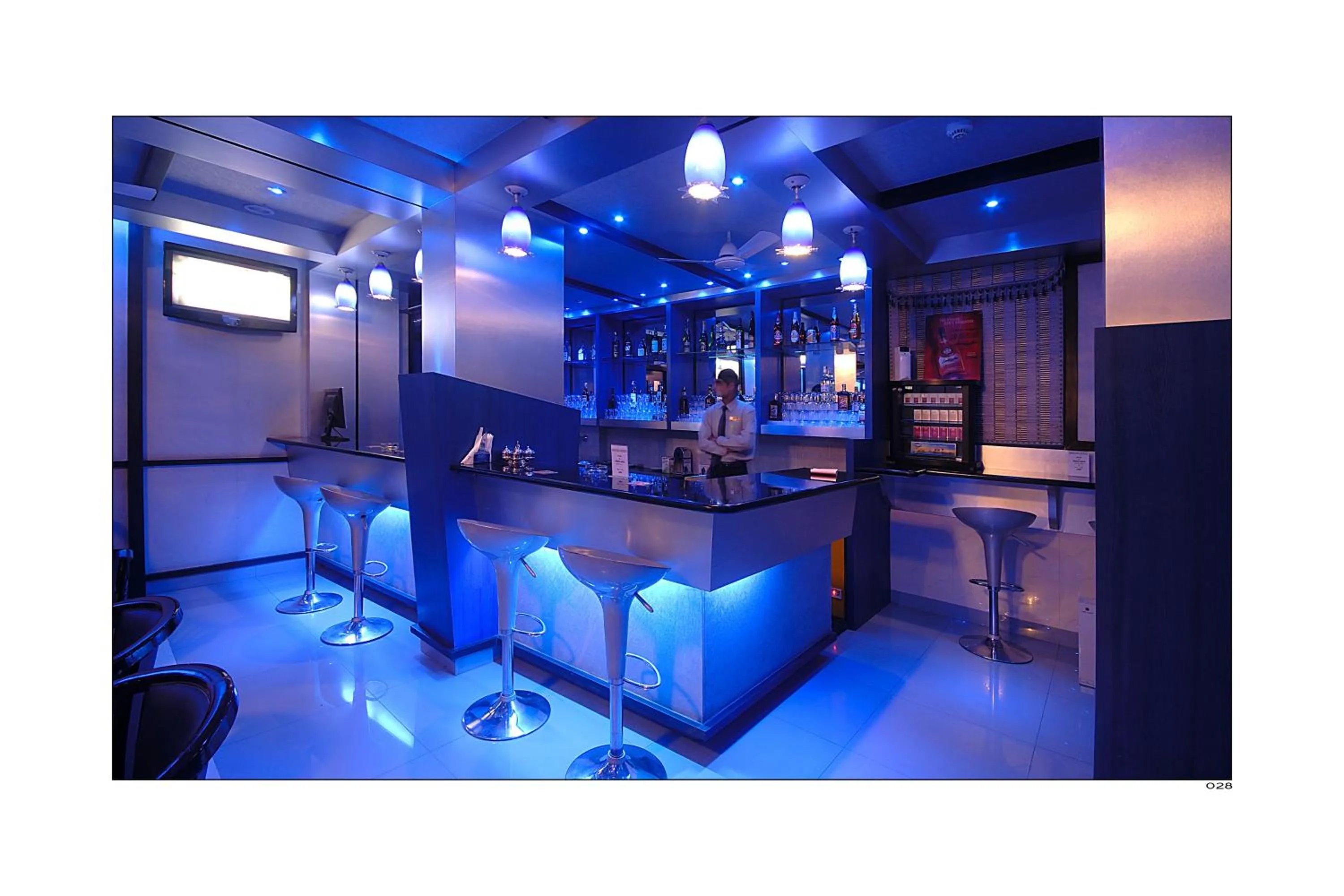 Lounge or bar in Hotel Niky International