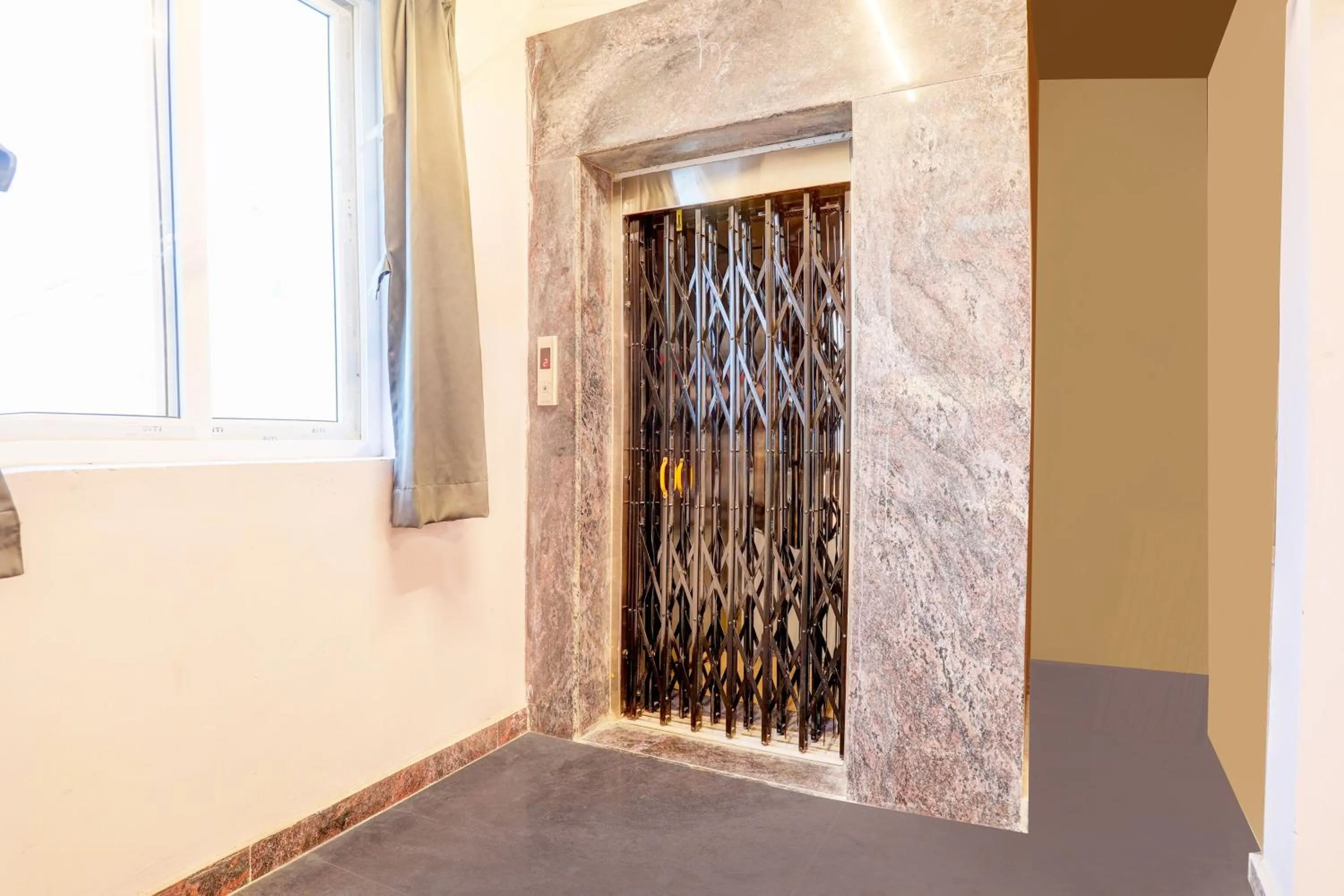 Lobby or reception in Hotel O Savoy Grand