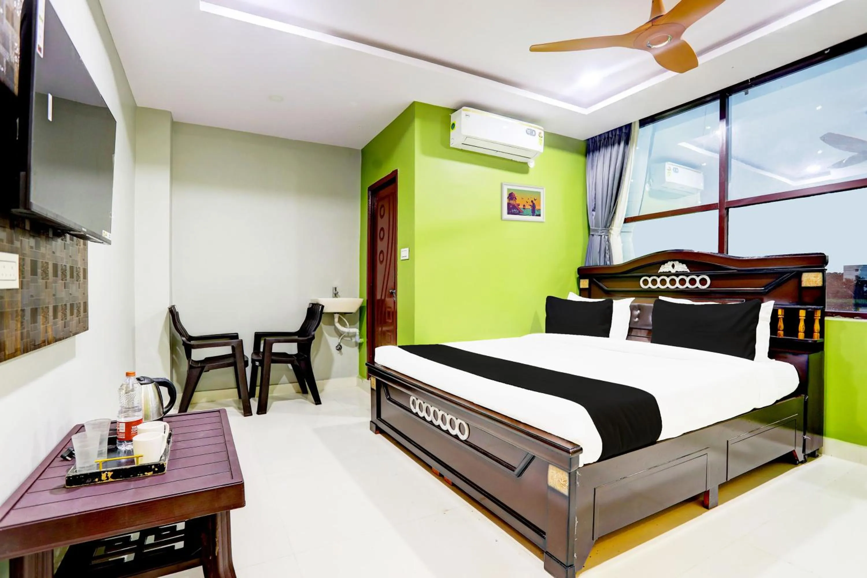 Lobby or reception in Hotel O Savoy Grand