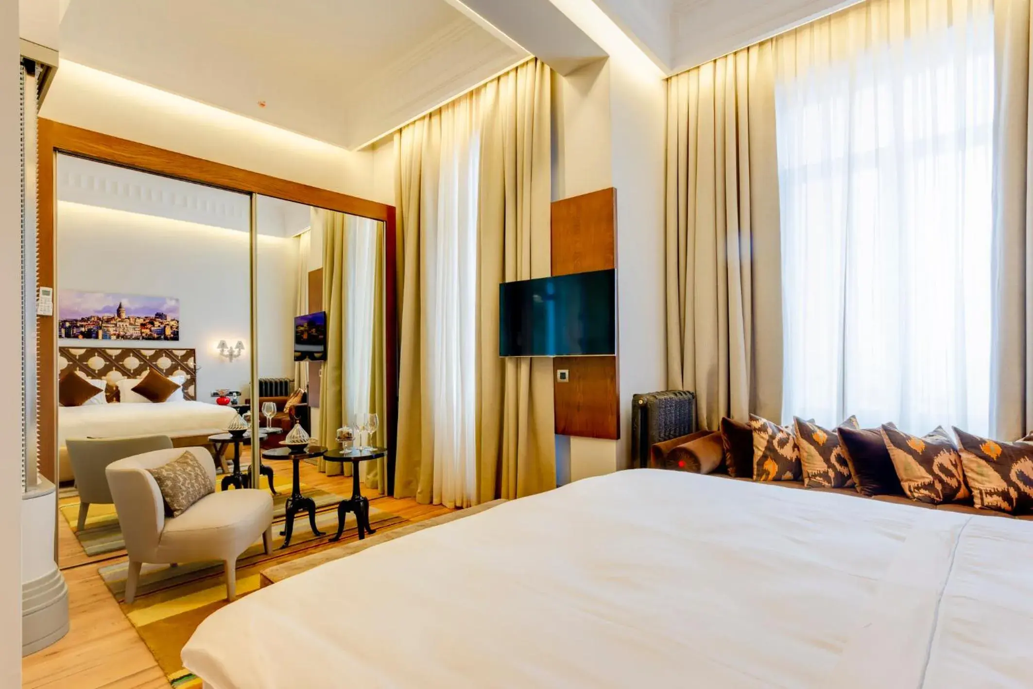 Deluxe Double Room with Sea View in Ravouna 1906 Bosphorus Istanbul Deluxe Double Room with Sea View in Ravouna 1906 Bosphorus Istanbul