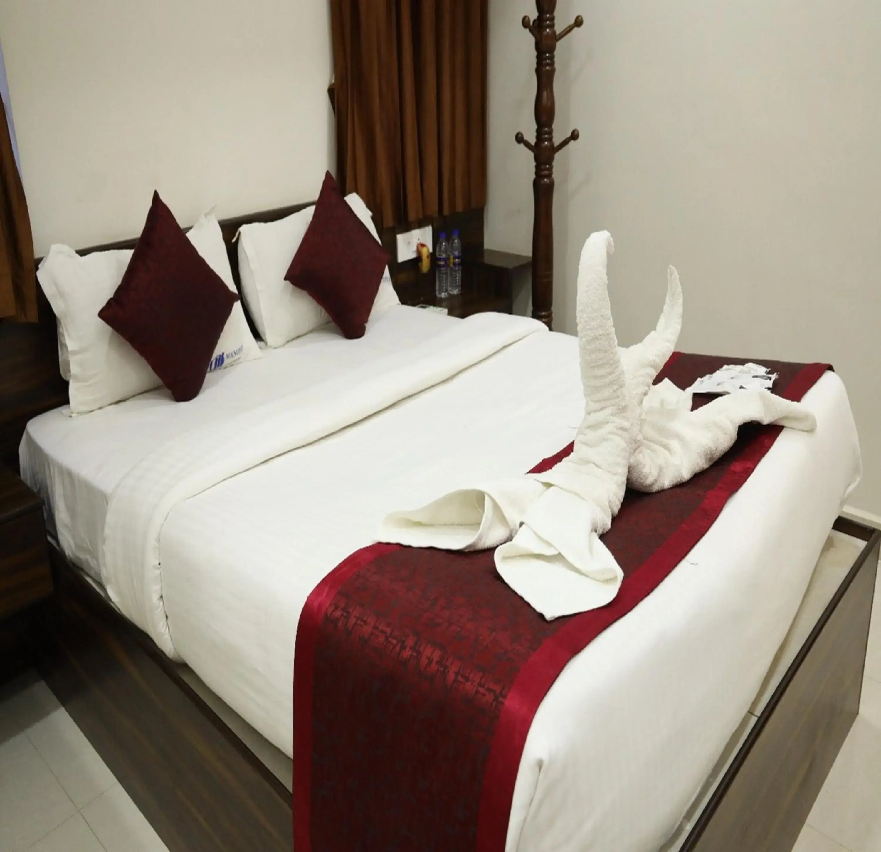 Bed in Manopriya Residency by Azalea Bed in Manopriya Residency by Azalea