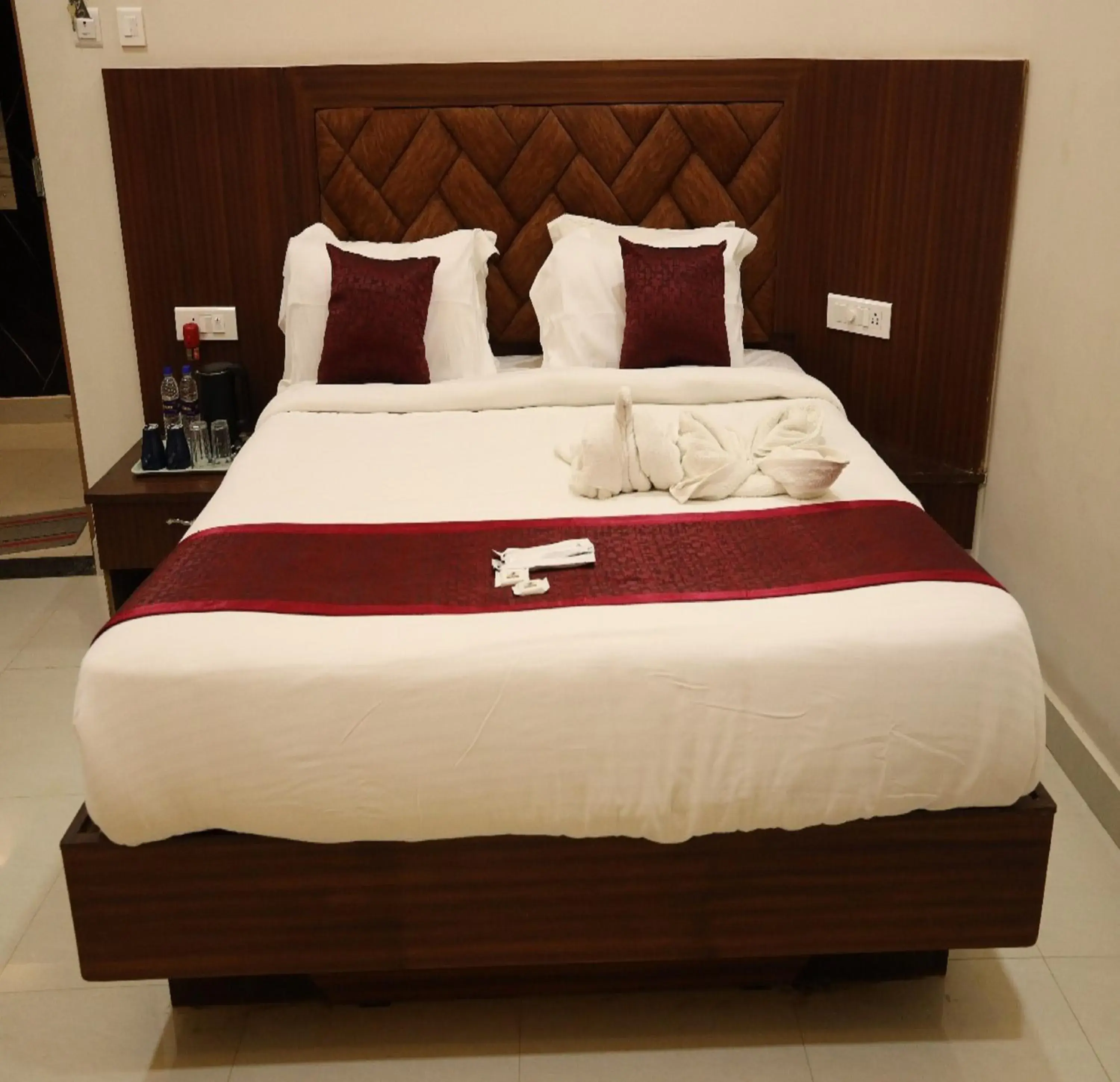Bed in Manopriya Residency by Azalea Bed in Manopriya Residency by Azalea