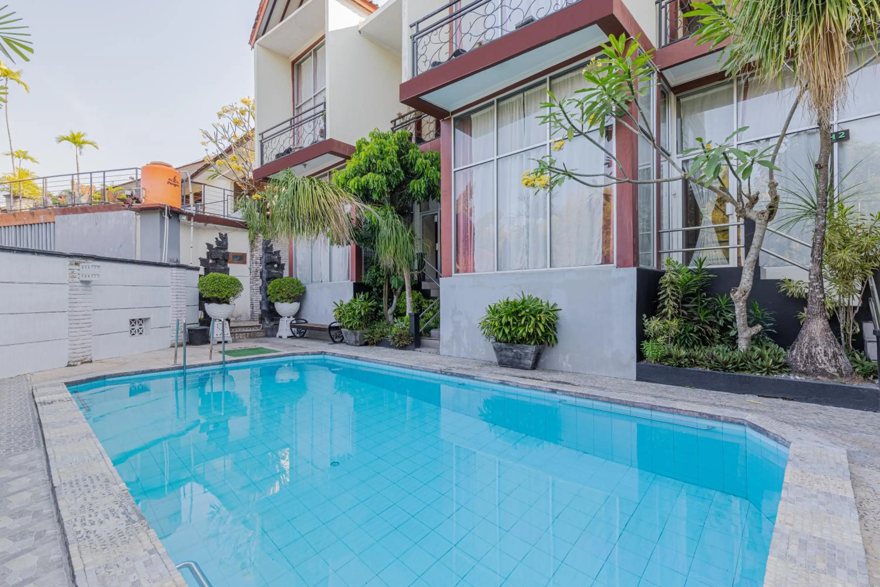 Swimming pool in Pondok Gajah Hotel
